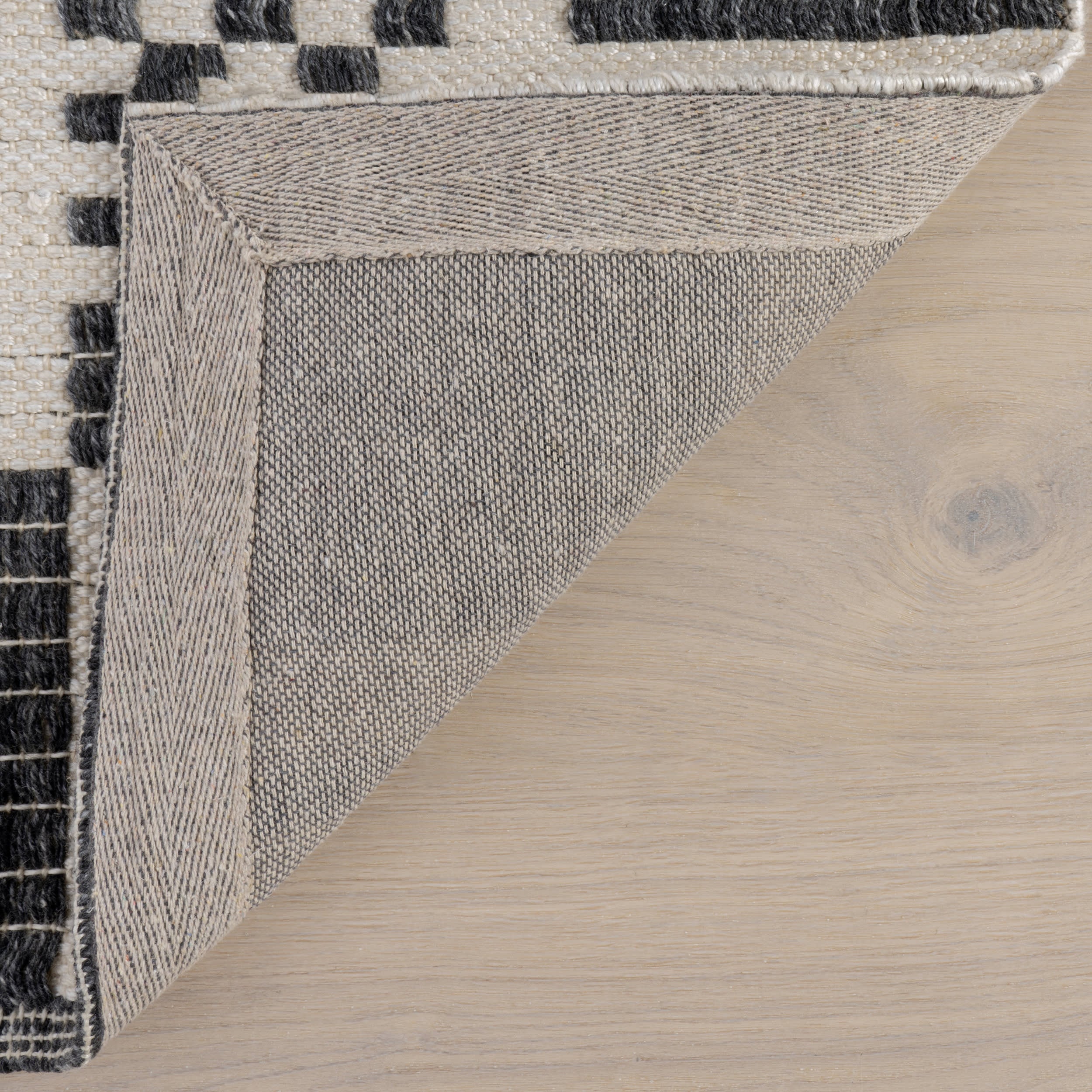 Hendo Geometric Rug | Grey - Image 6