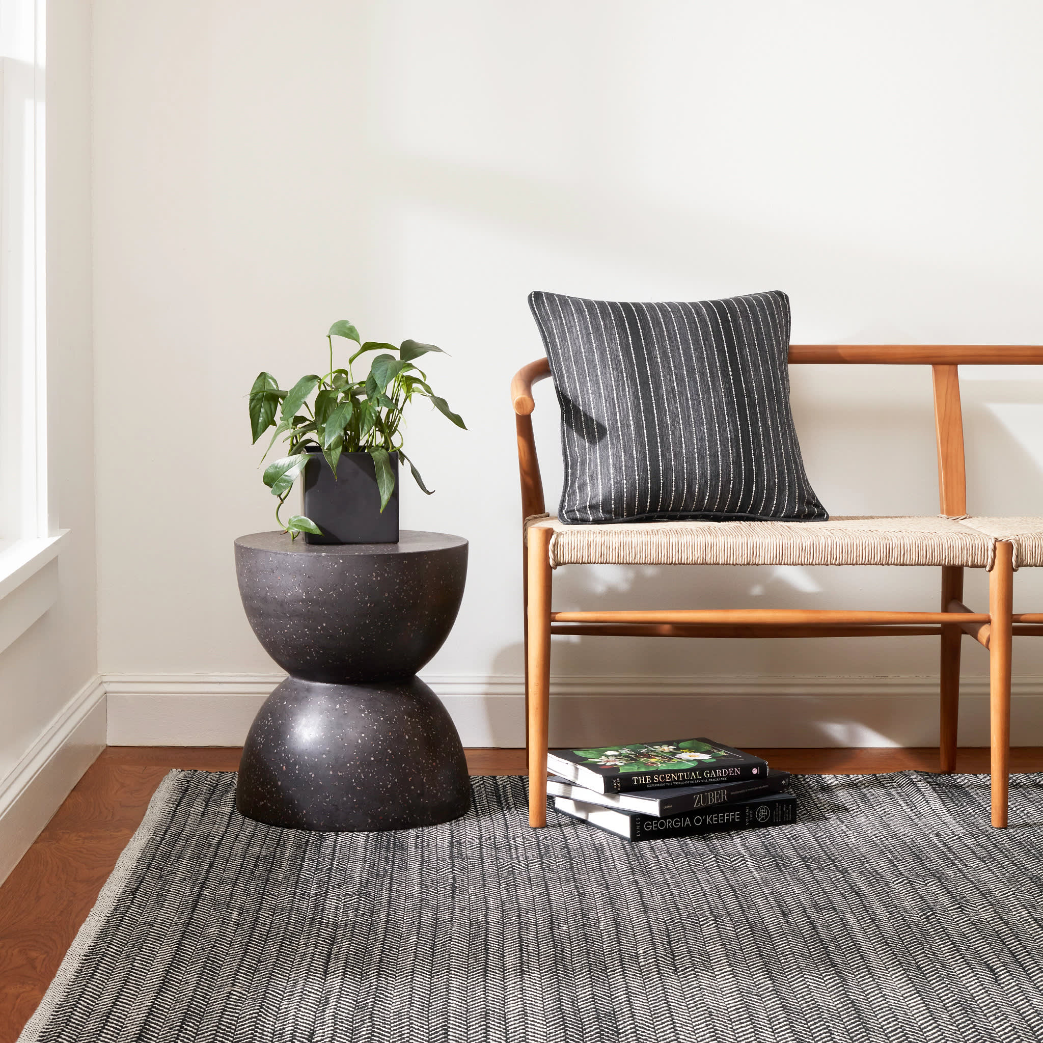 Herringbone Handwoven Cotton Rug | Black - Image 3