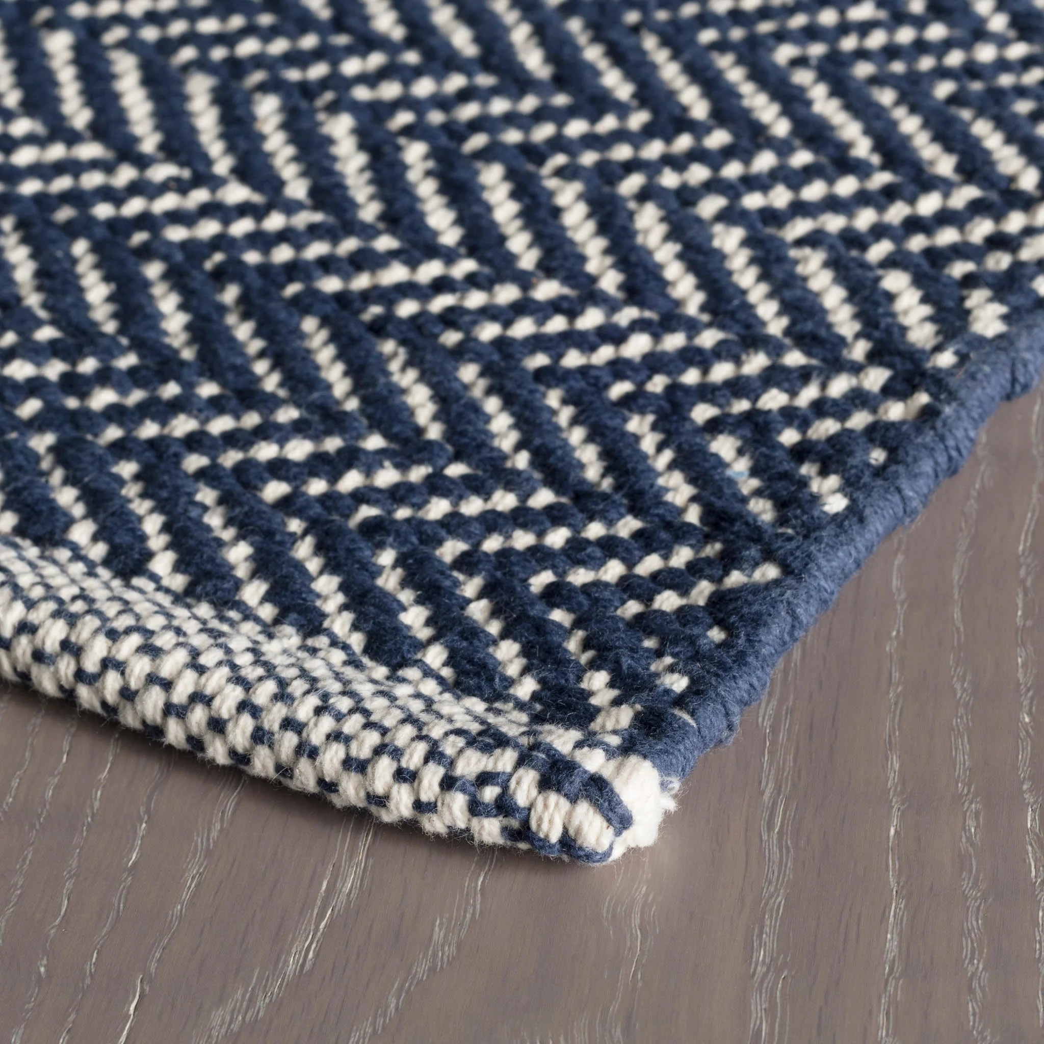Herringbone Handwoven Cotton Rug | Indigo - Image 4