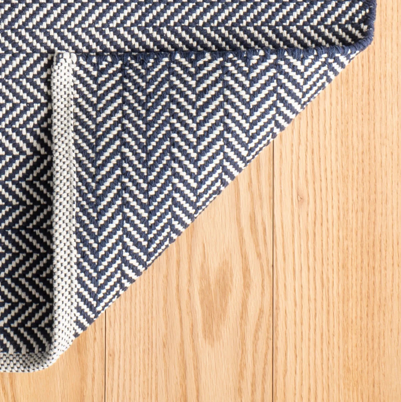 Herringbone Handwoven Cotton Rug | Indigo - Image 5