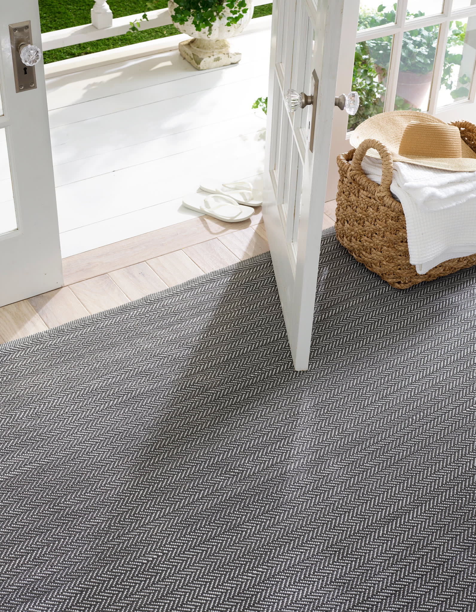 Herringbone Handwoven Indoor/Outdoor Rug | Shale/White - Image 3