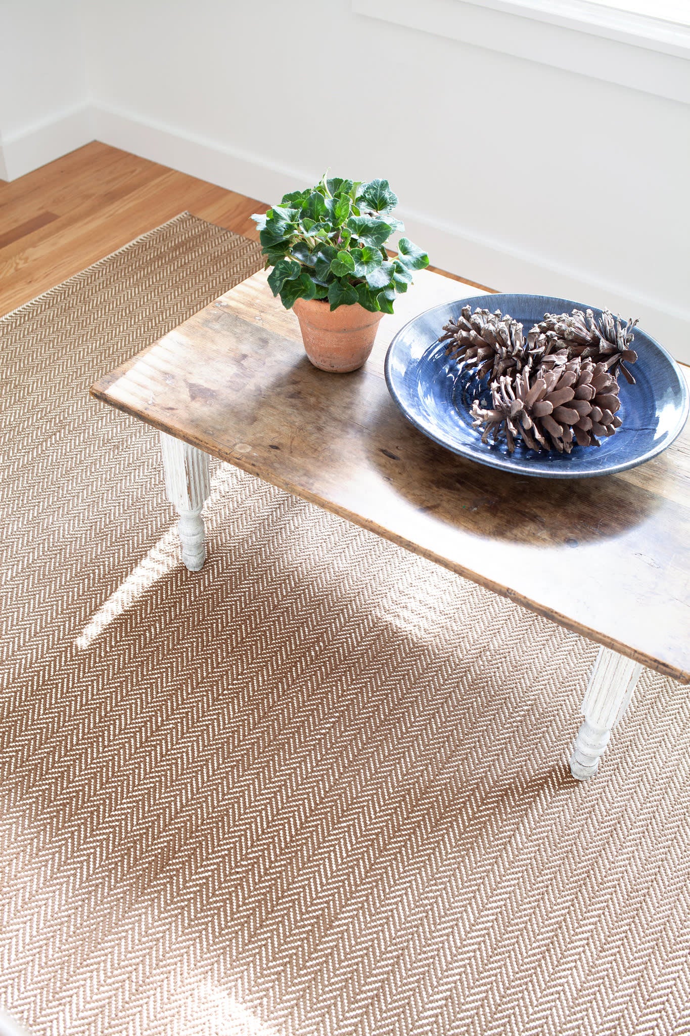 Herringbone Handwoven Cotton Rug | Stone - Image 2