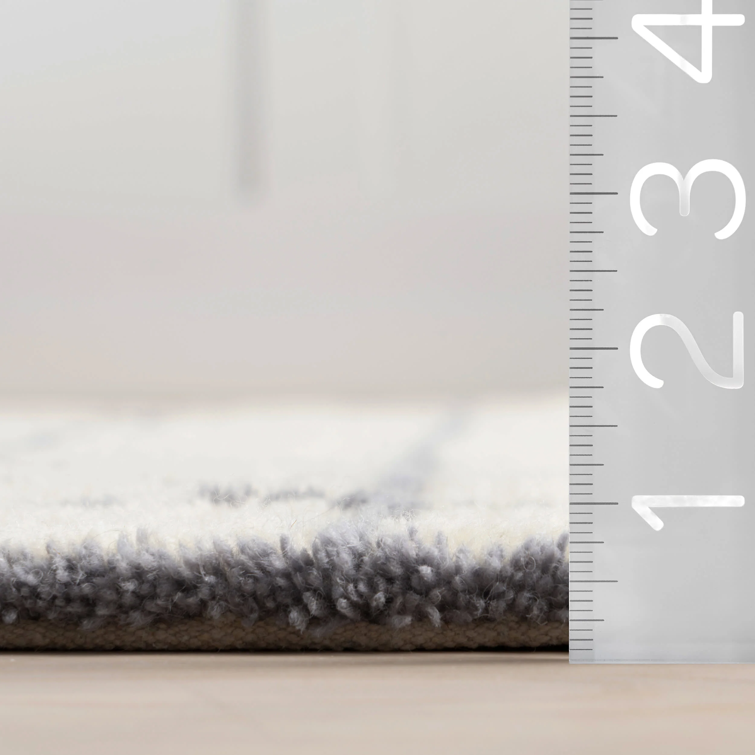 Highlands Checked Rug | Ivory - Image 5