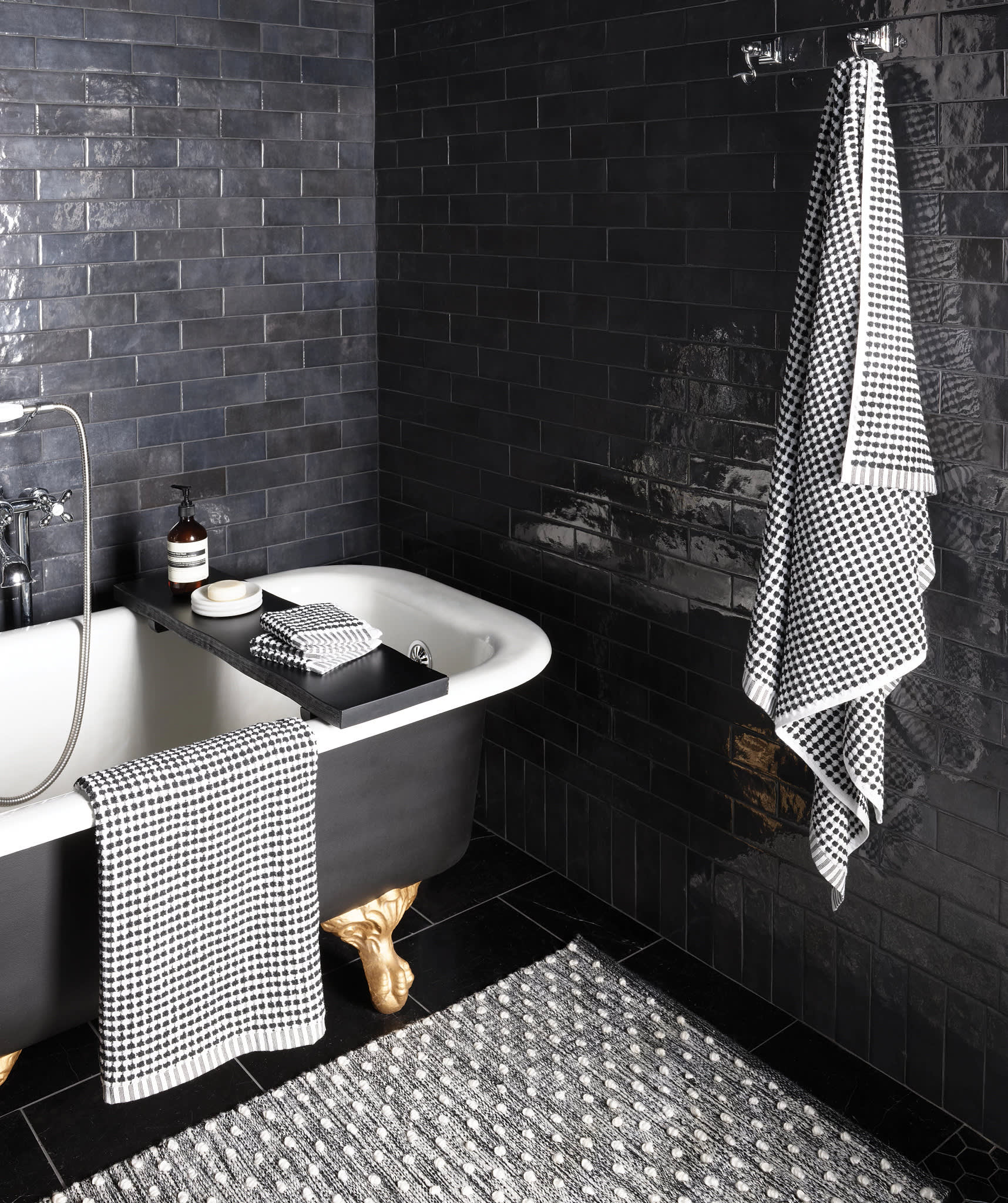 Hobnail Handwoven Performance Rug | Black - Image 3