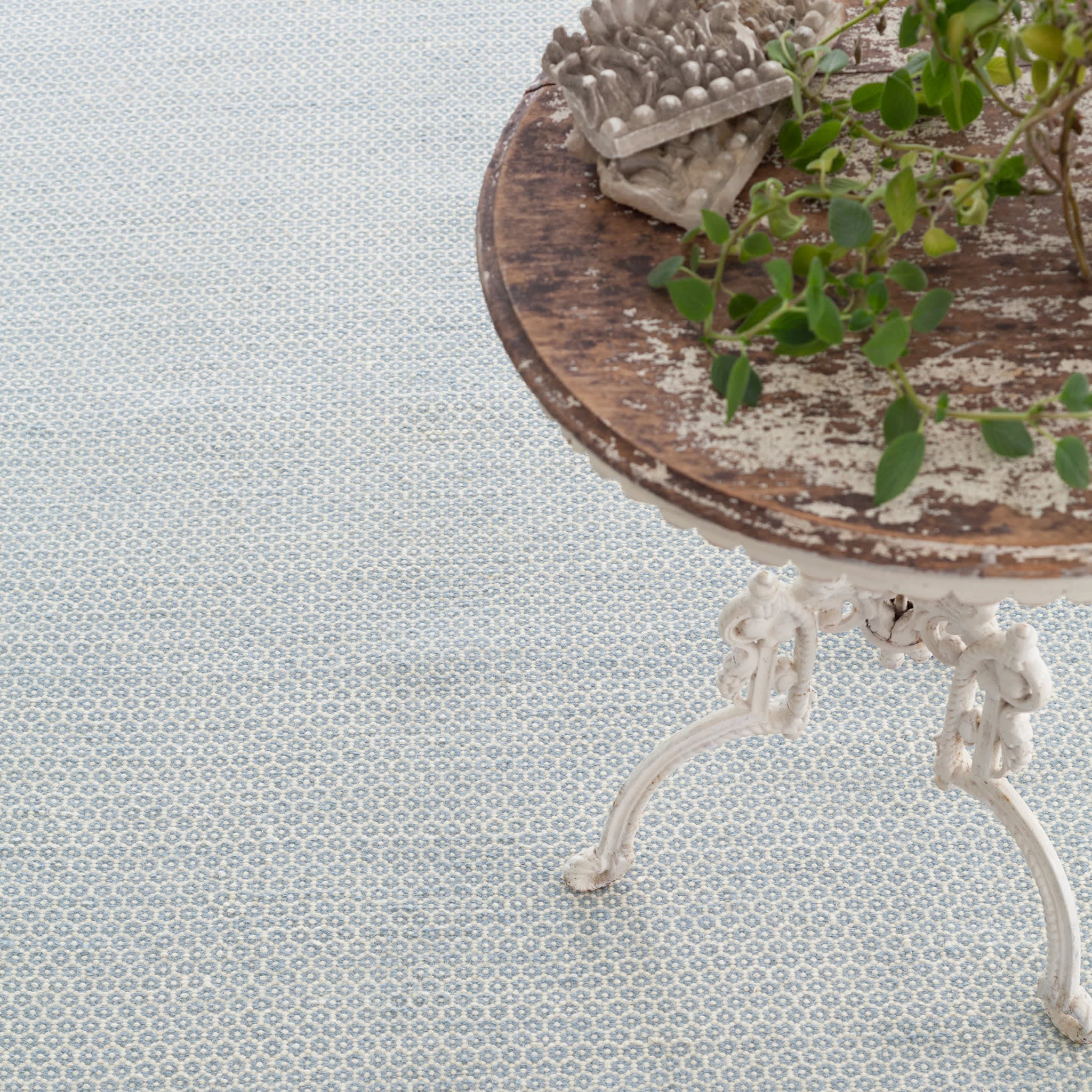 Honeycomb Handwoven Wool Rug | French Blue/Ivory - Image 3