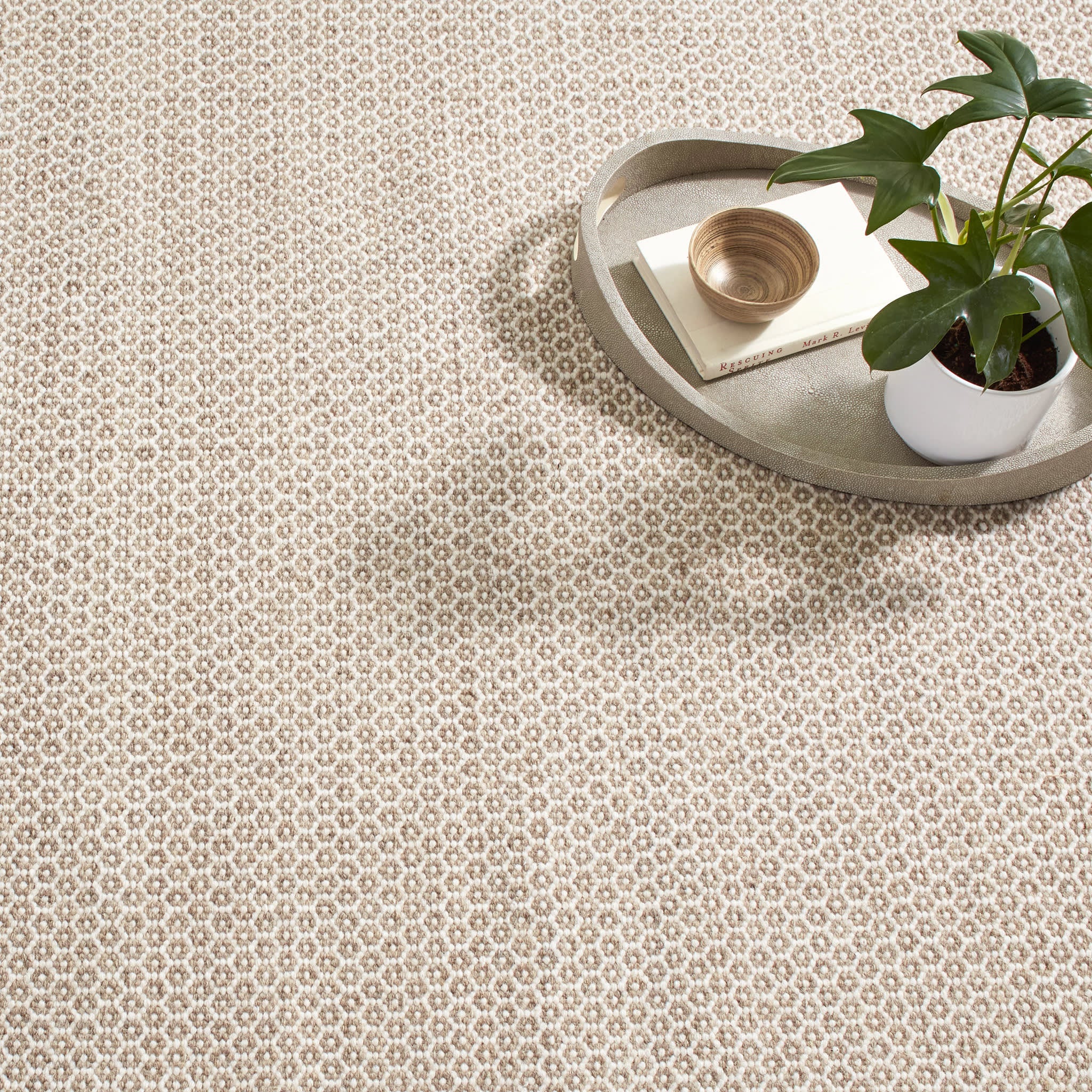 Honeycomb Handwoven Wool Rug | Natural - Image 3