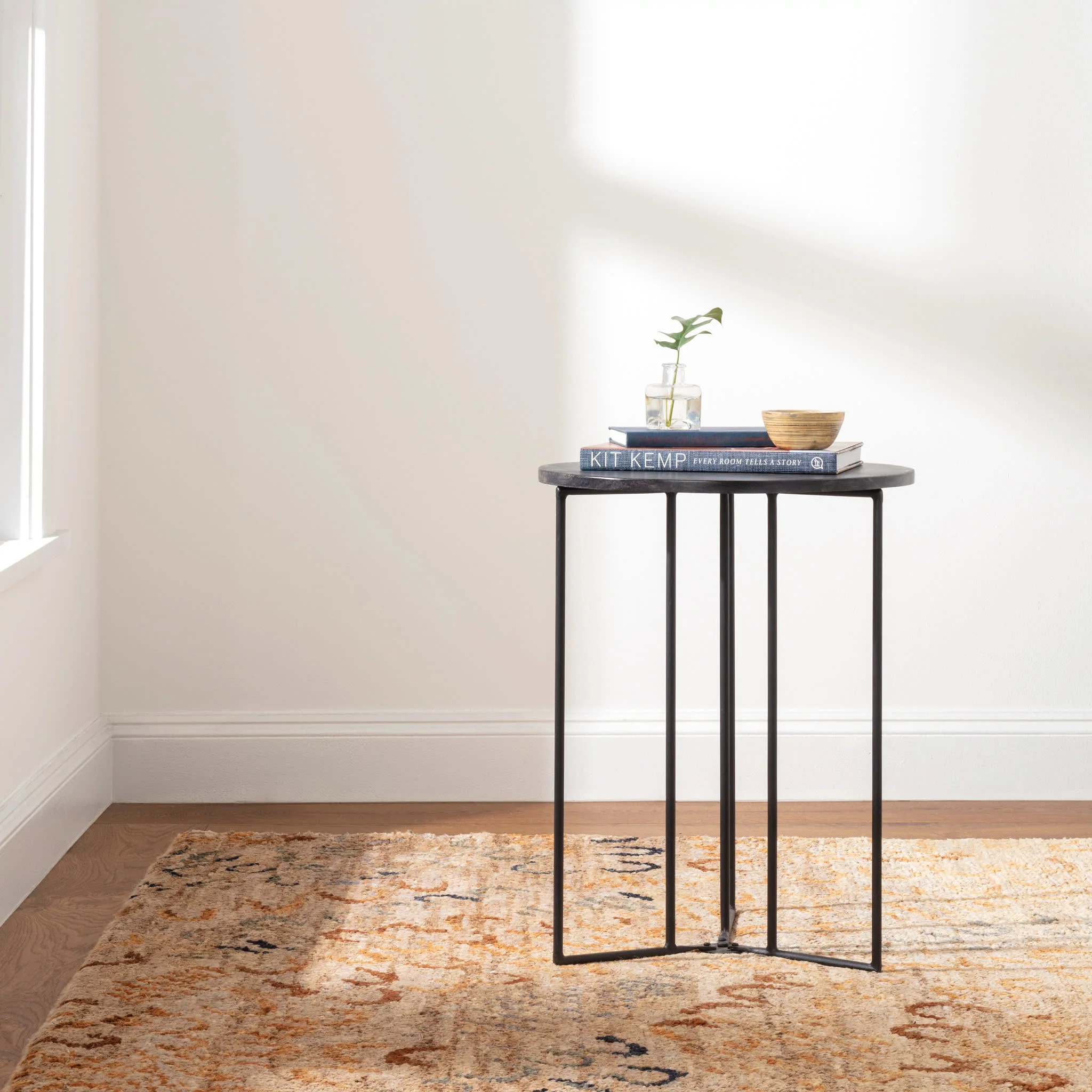 Horseshoe Hand Knotted Jute Rug | Neutral - Image 2