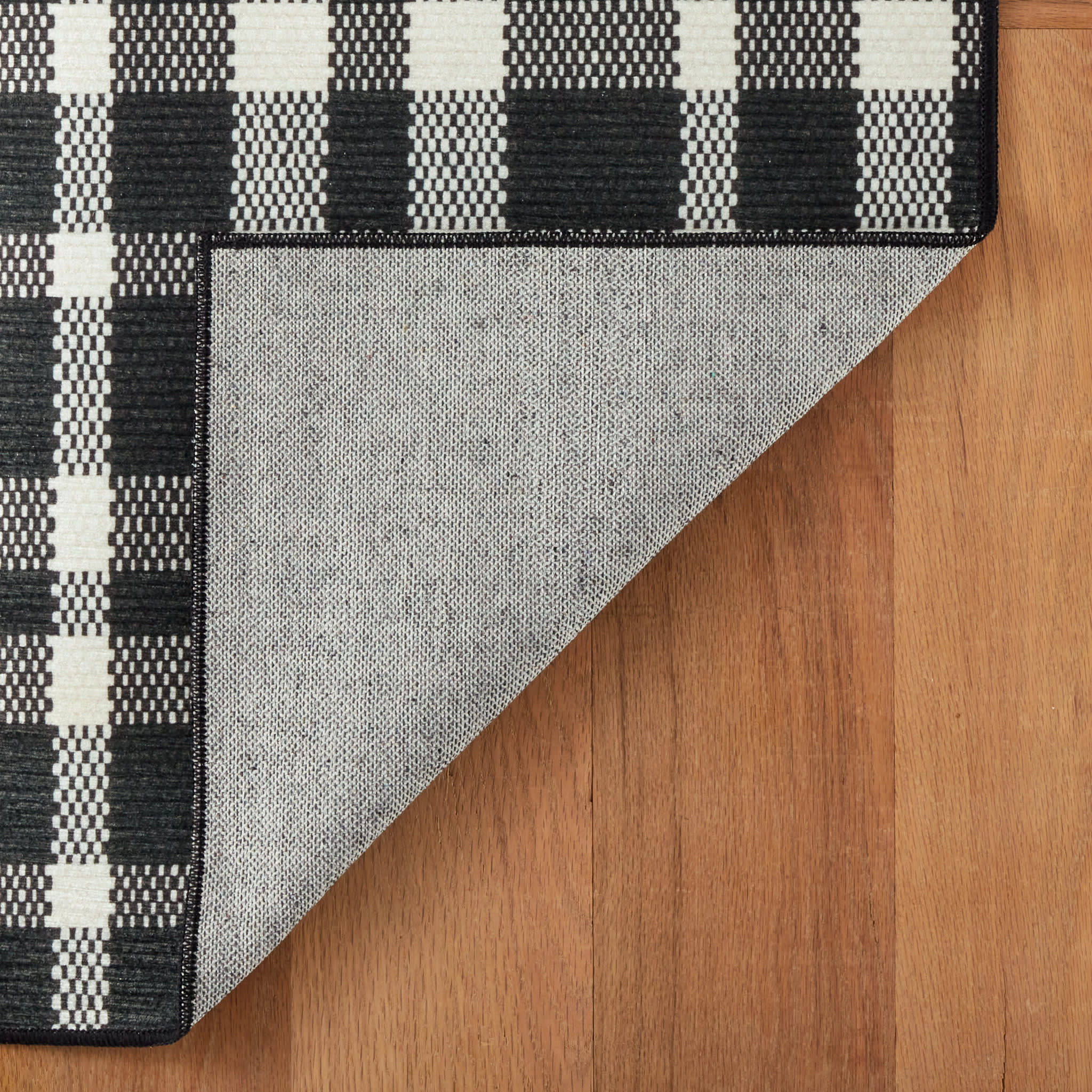 Houston Plaid Machine Washable Rug | Black - Image 8