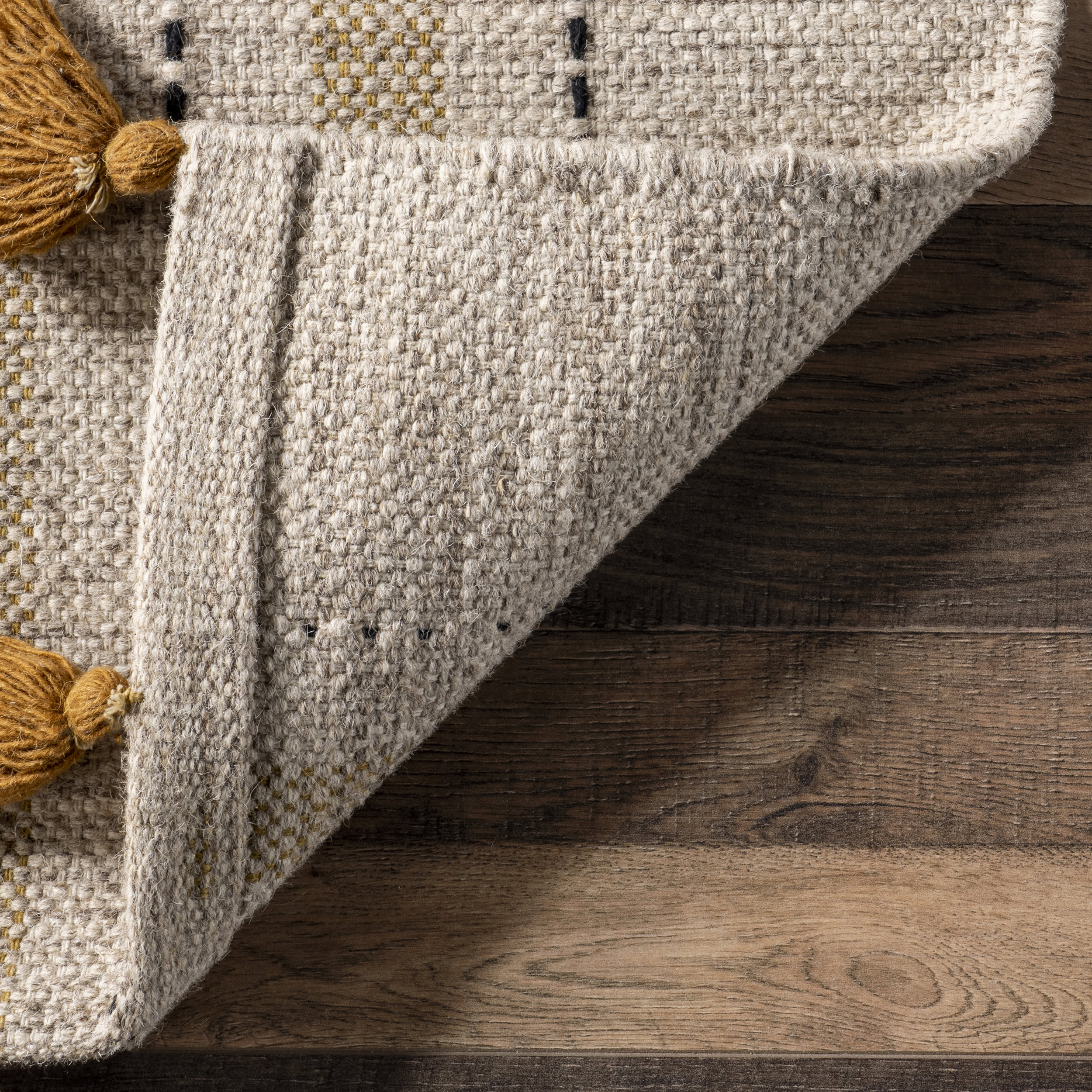 Hudson Alternating Tassel Rug | Ivory - Image 6