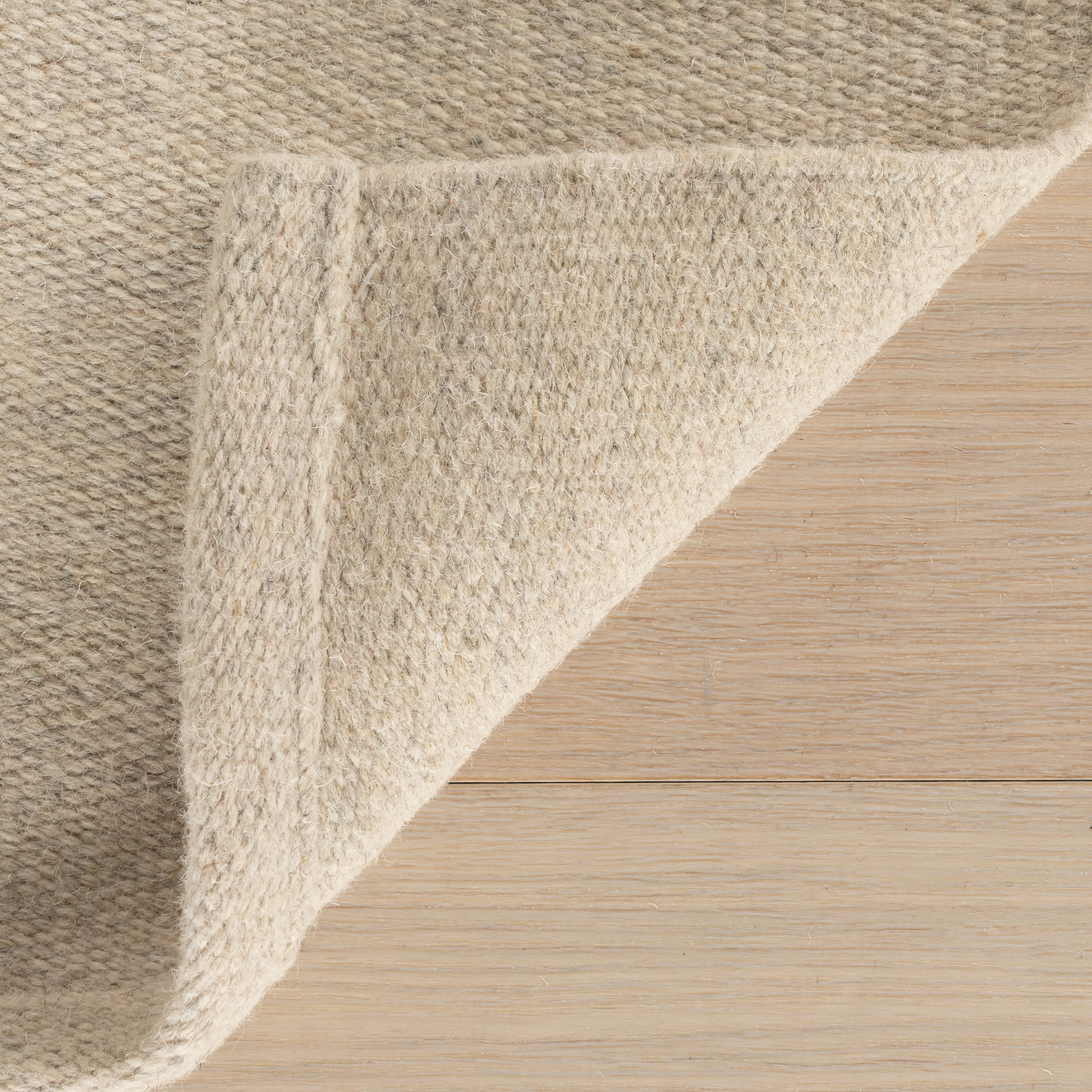 Iirela Modern Ivory Rug | Ivory - Image 6