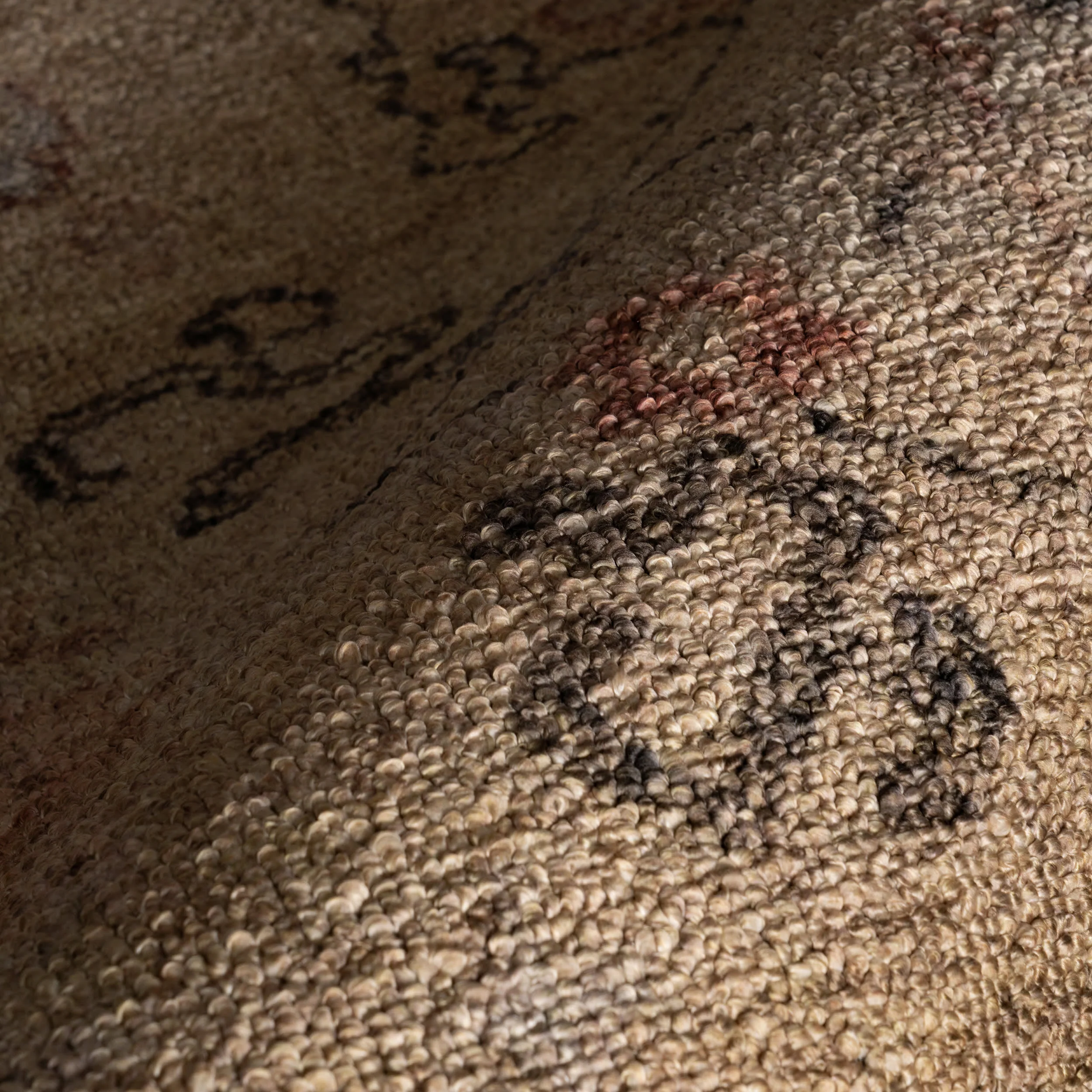 Ilysera Traditional Bordered Washable Rug | Beige - Image 3