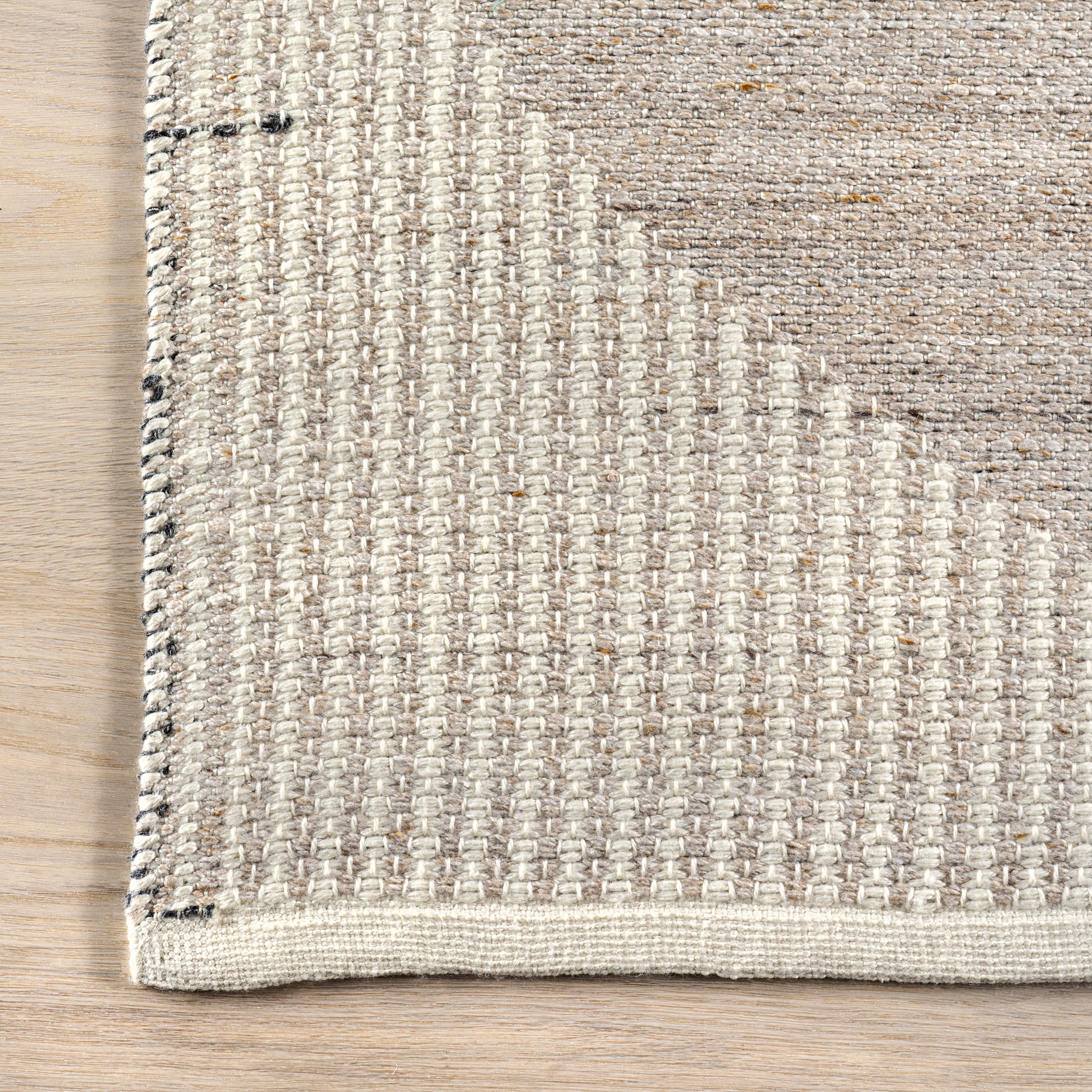 Inala Geometric Indoor/Outdoor Rug | Beige - Image 4