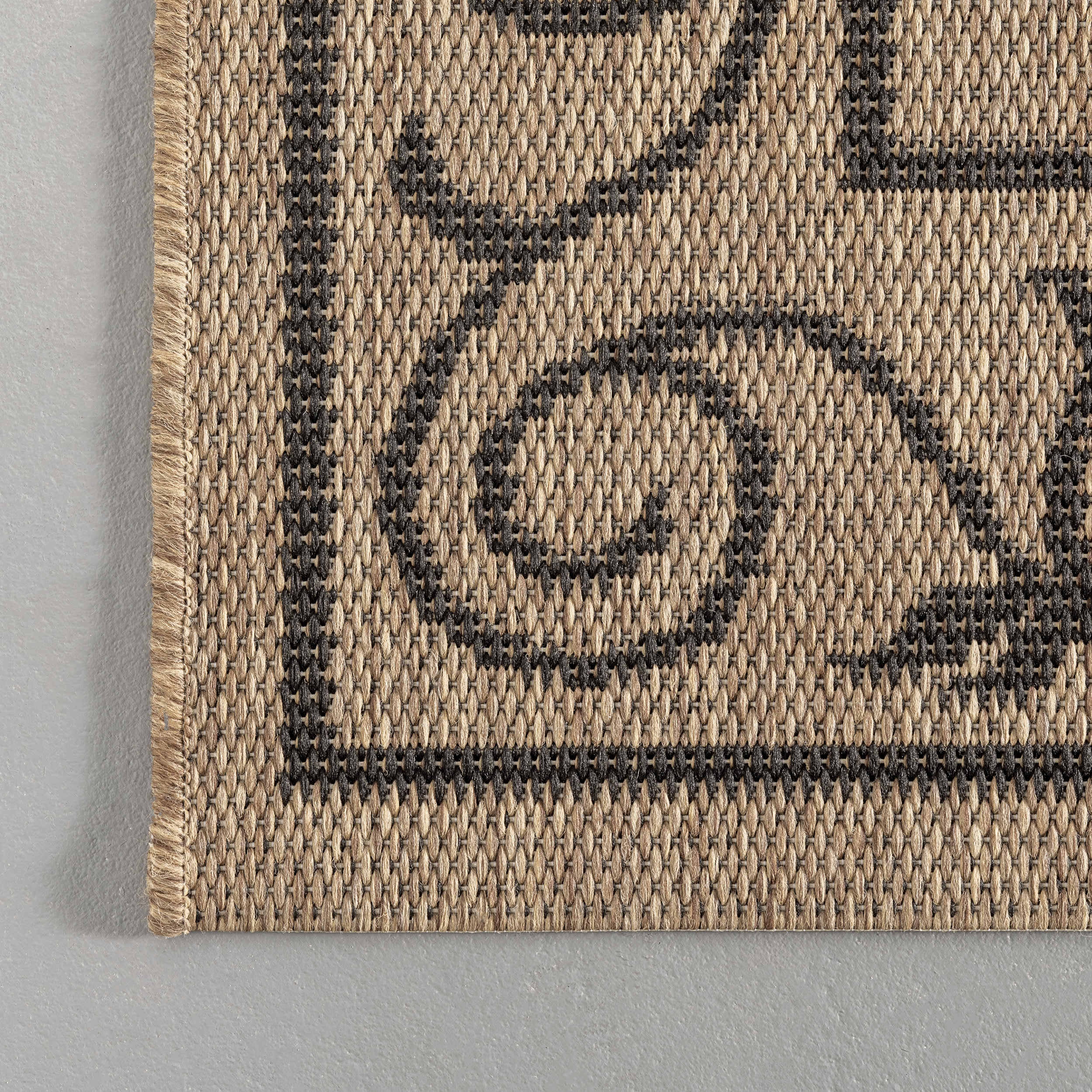 Indoor/Outdoor Krem Rug | Brown - Image 3