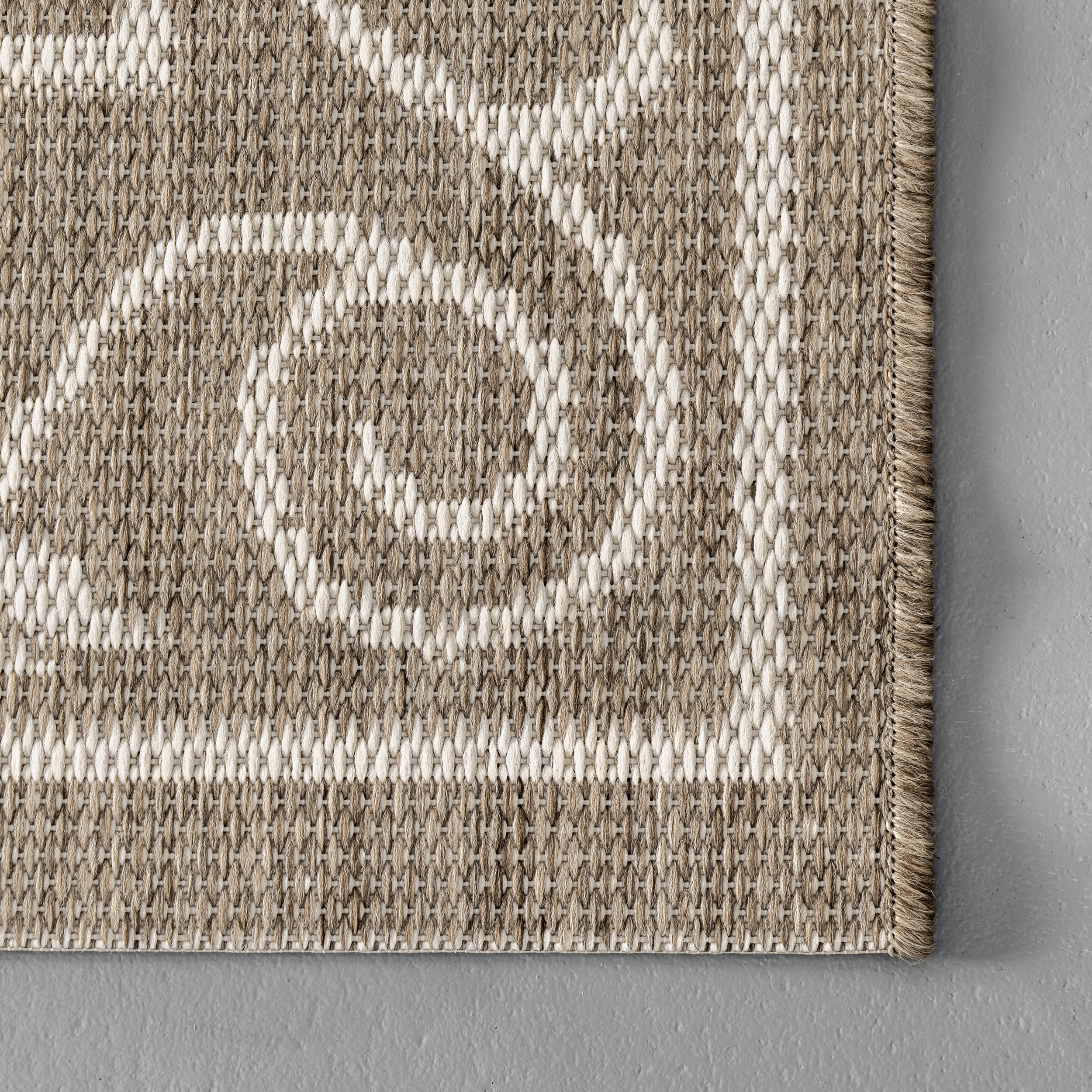 Indoor/Outdoor Krem Rug | Taupe - Image 3