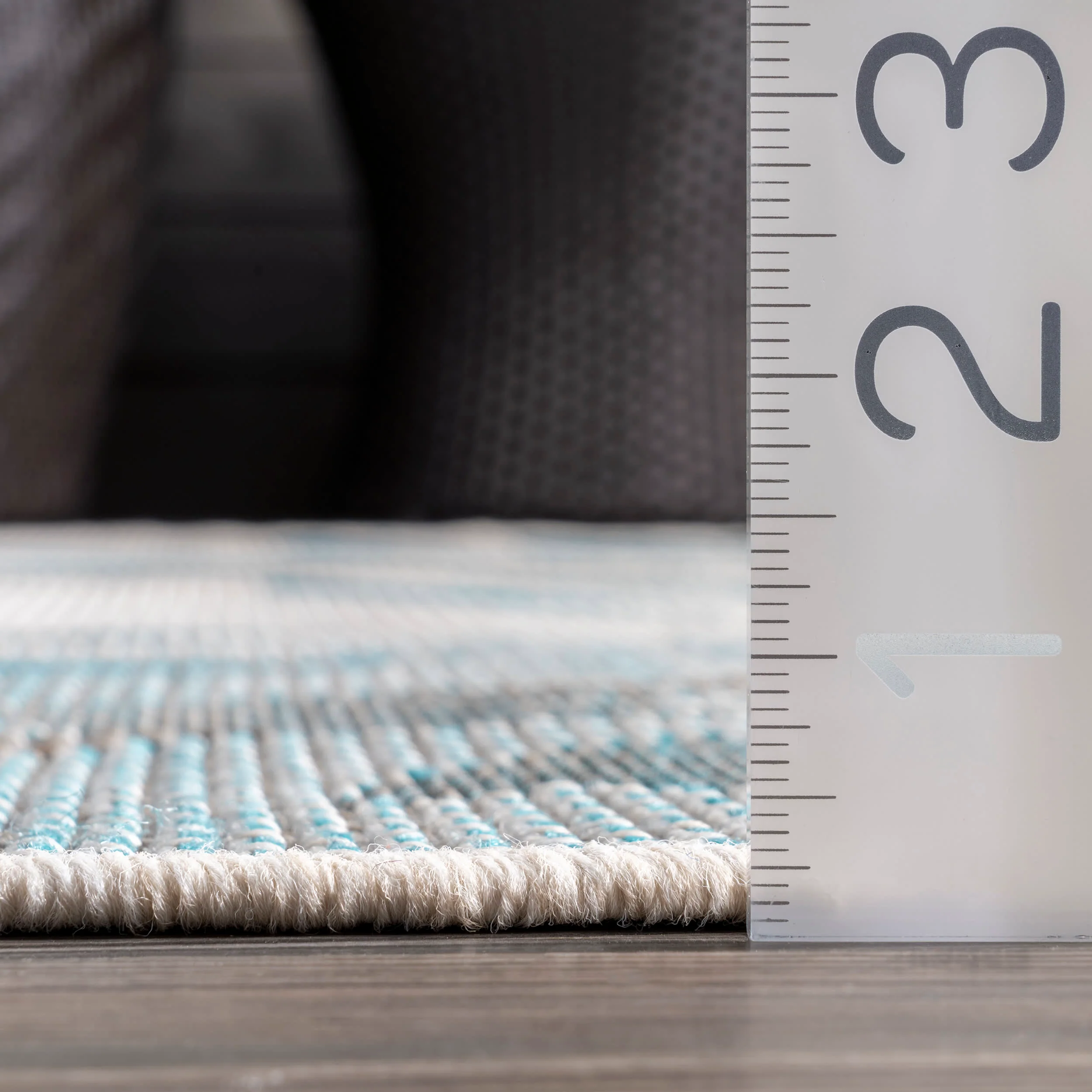 Indoor/Outdoor Modern Leaves Rug | Turquoise - Image 5