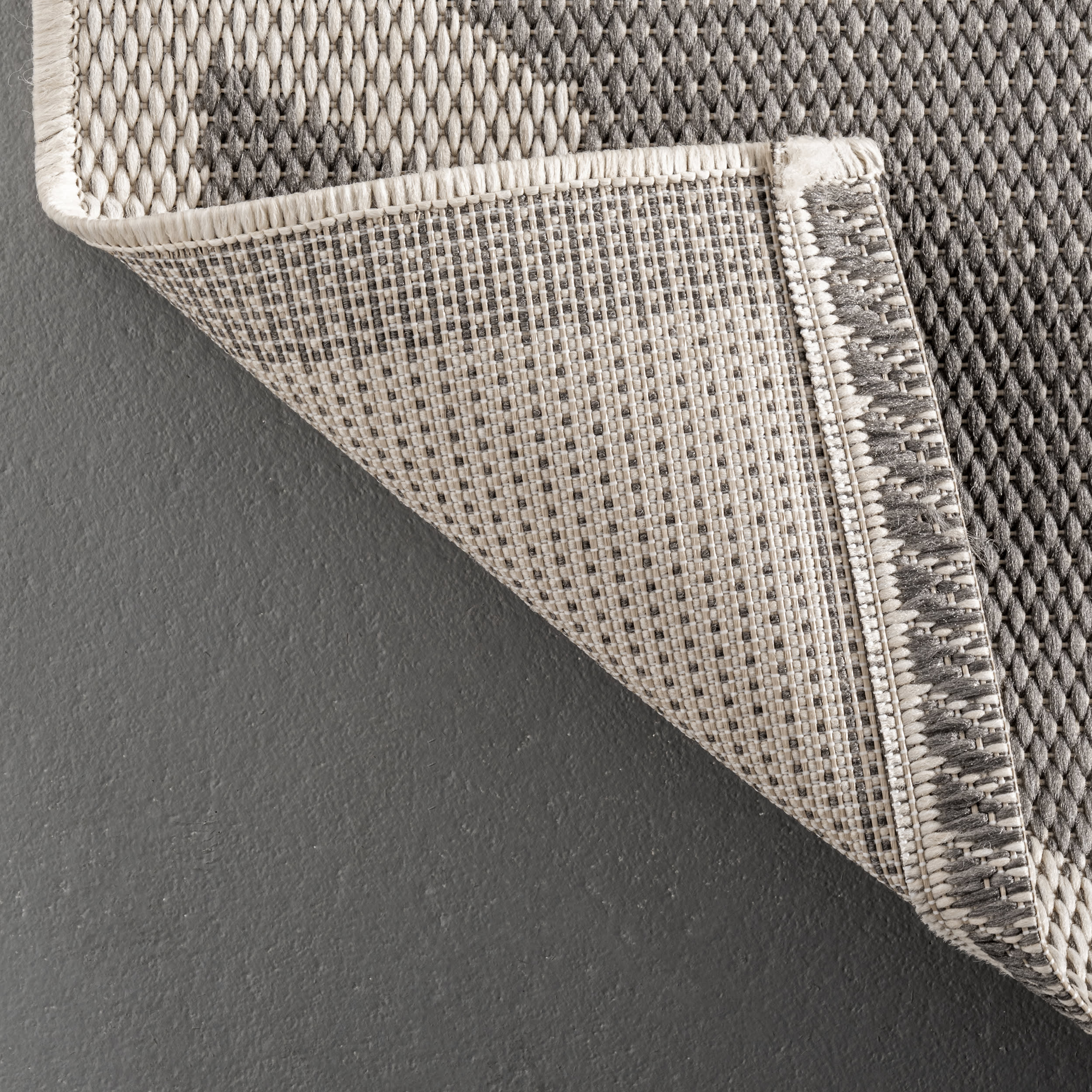 Indoor/Outdoor Moroccan Trellis Rug | Grey - Image 6