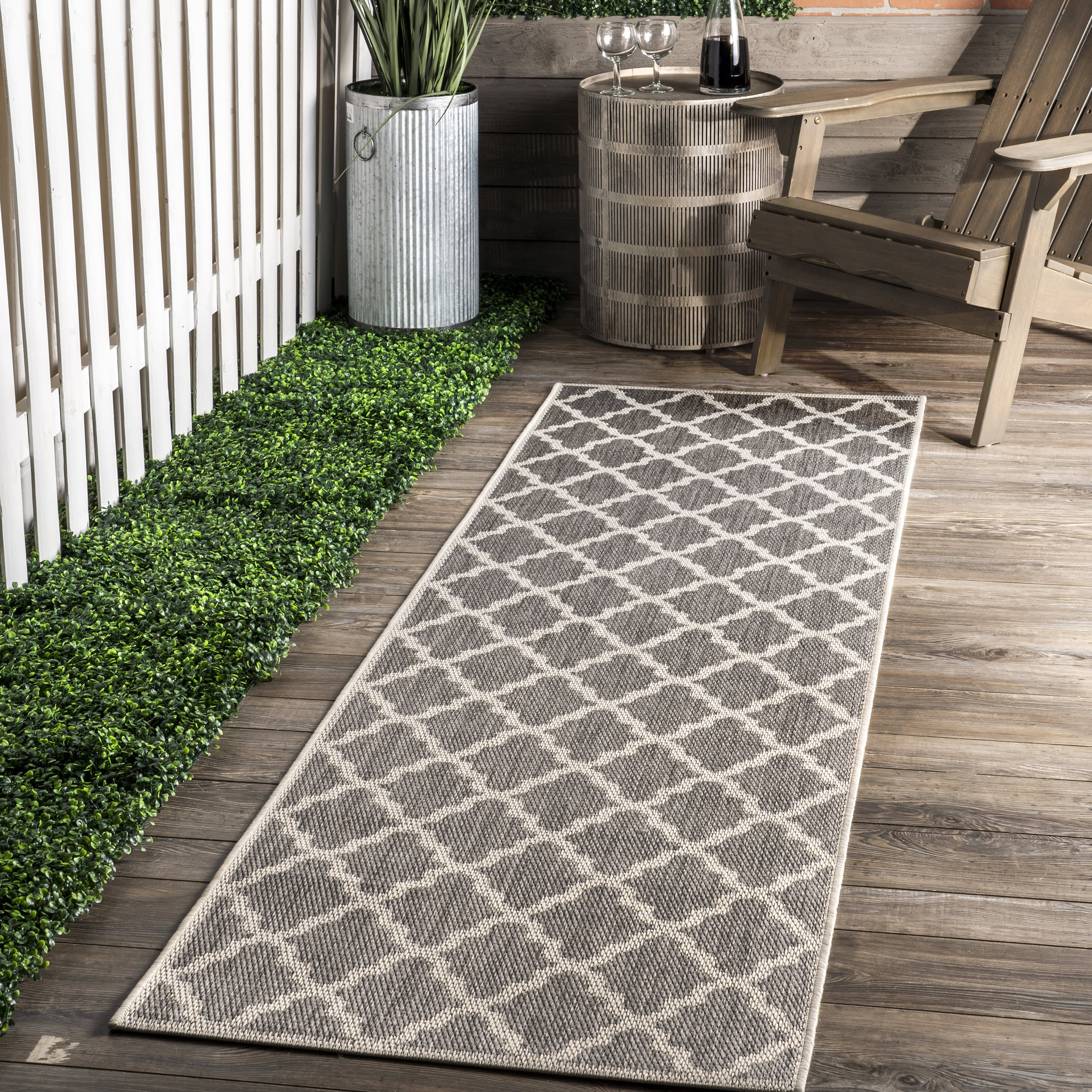 Indoor/Outdoor Moroccan Trellis Rug | Grey - Image 2