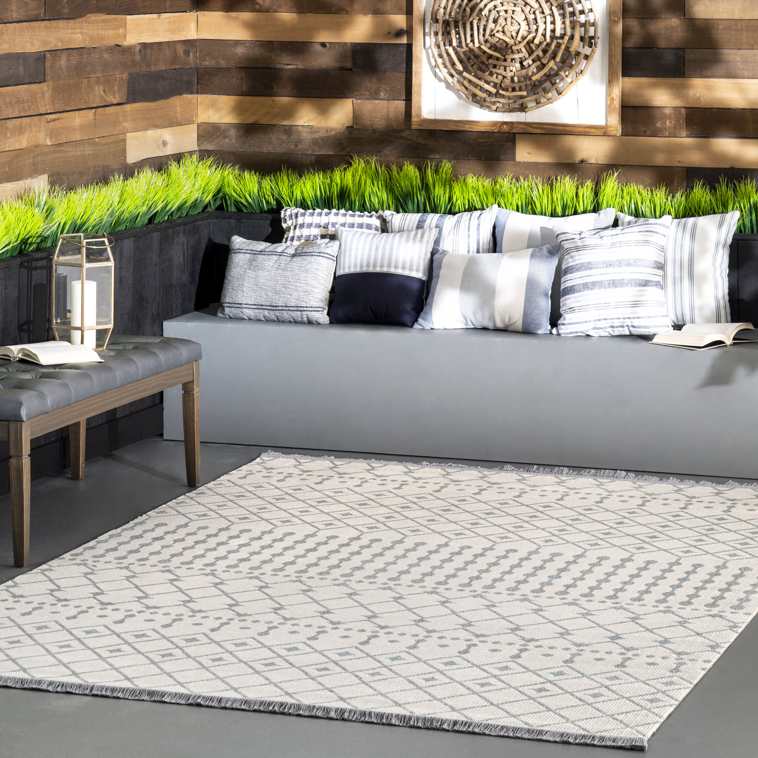 Indoor/Outdoor Trellis With Tassels Rug | Blue - Image 2
