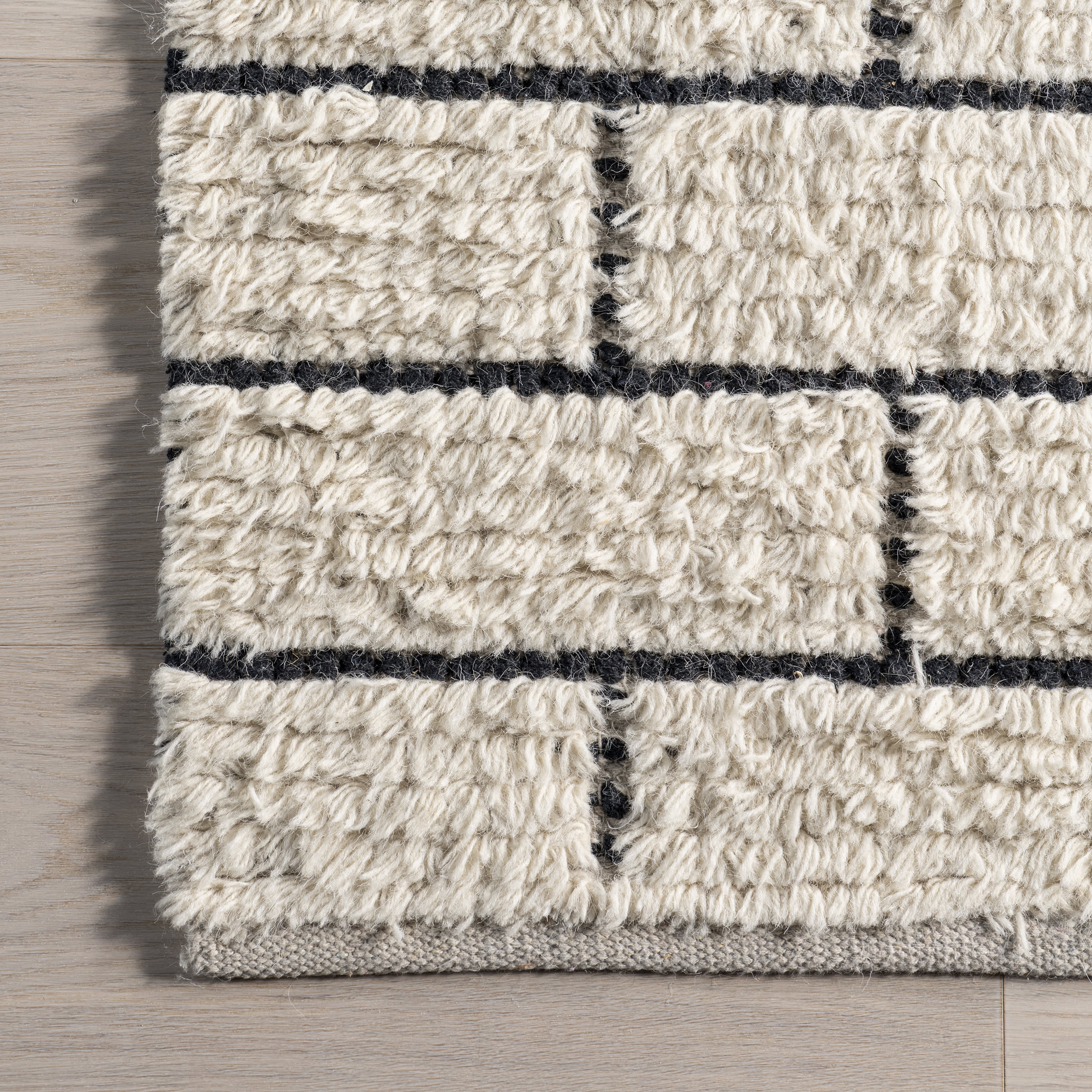 Irina Shaggy Brickwork Rug | Ivory - Image 3