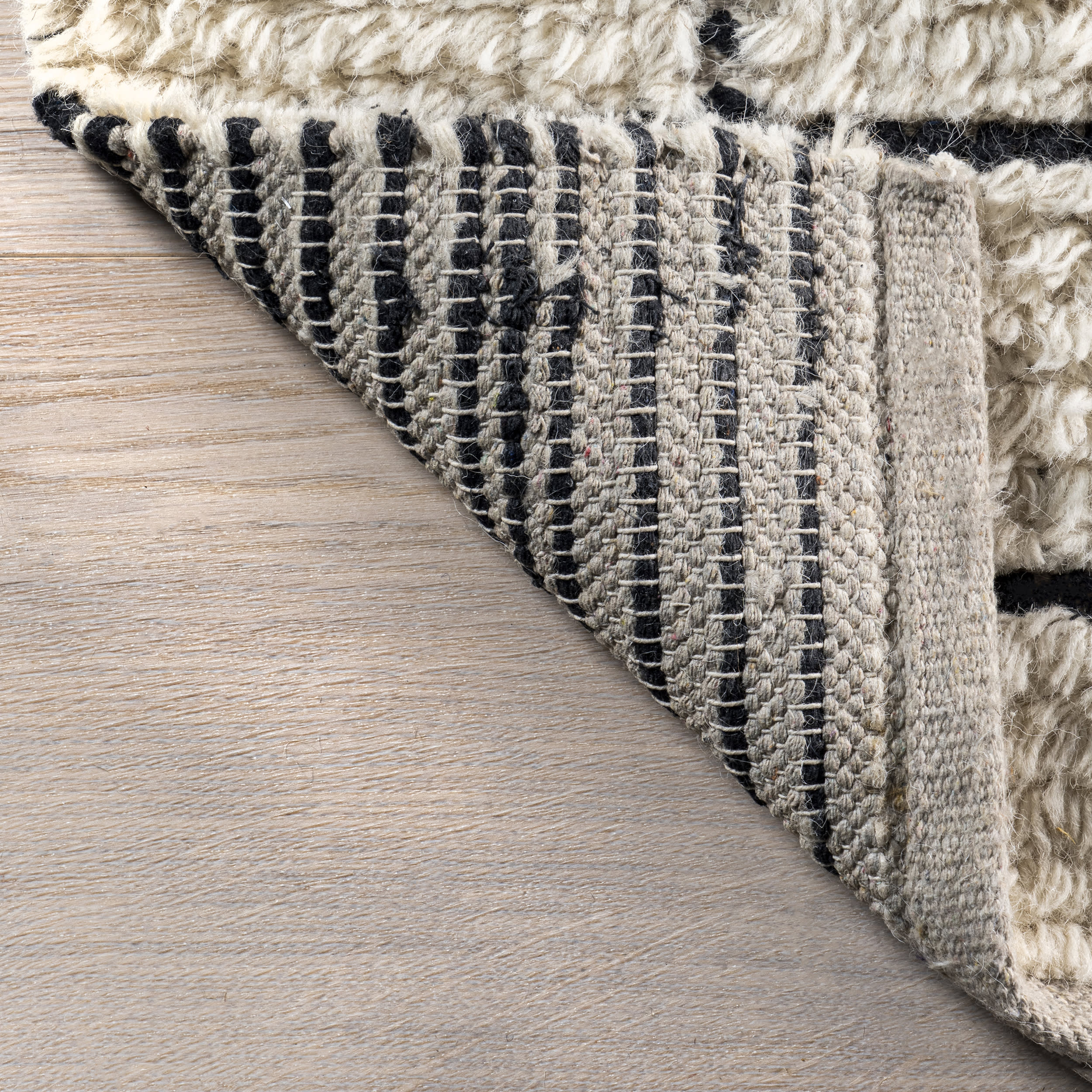 Irina Shaggy Brickwork Rug | Ivory - Image 6
