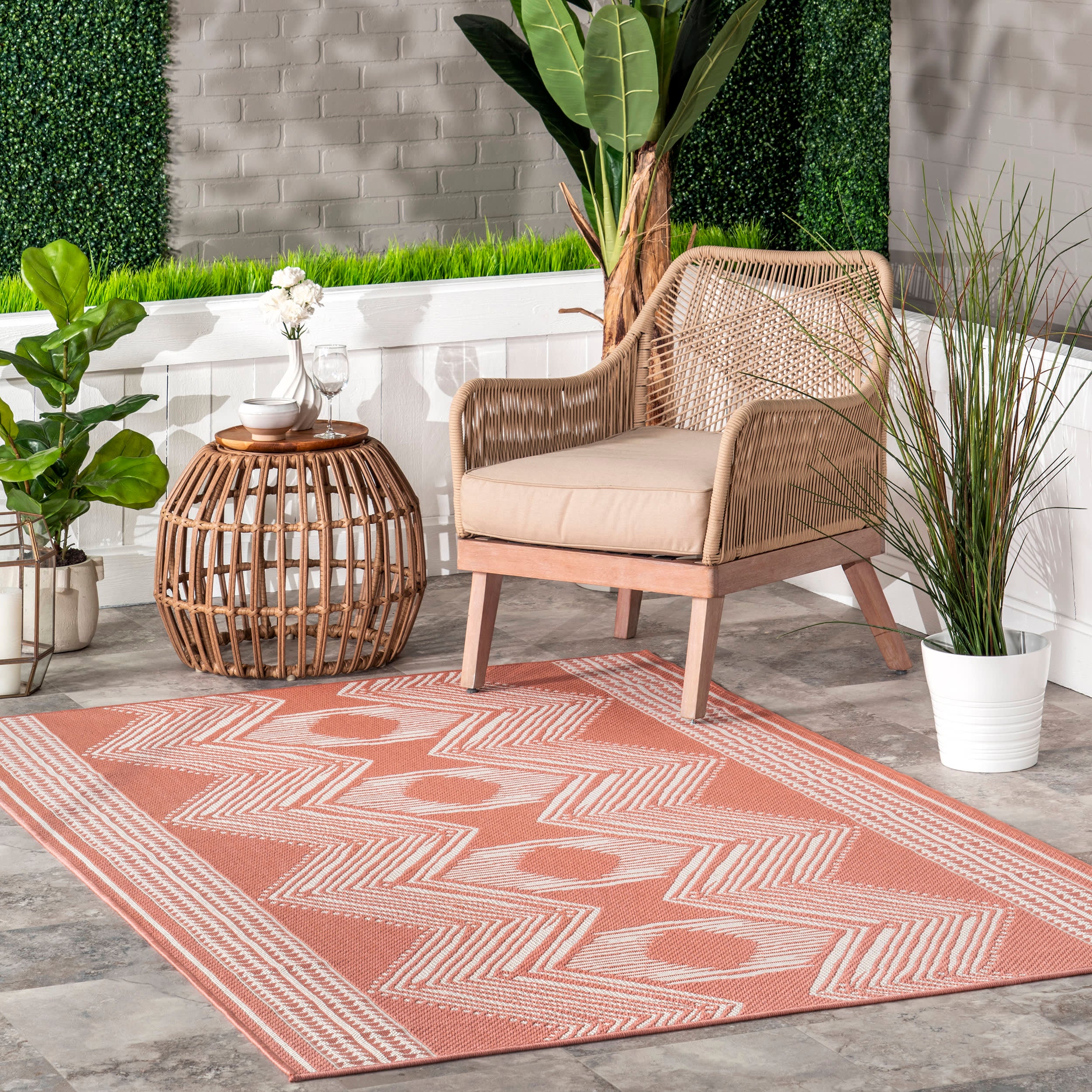 Iris Totem Indoor/Outdoor Flatweave Rug | Coral - Image 2