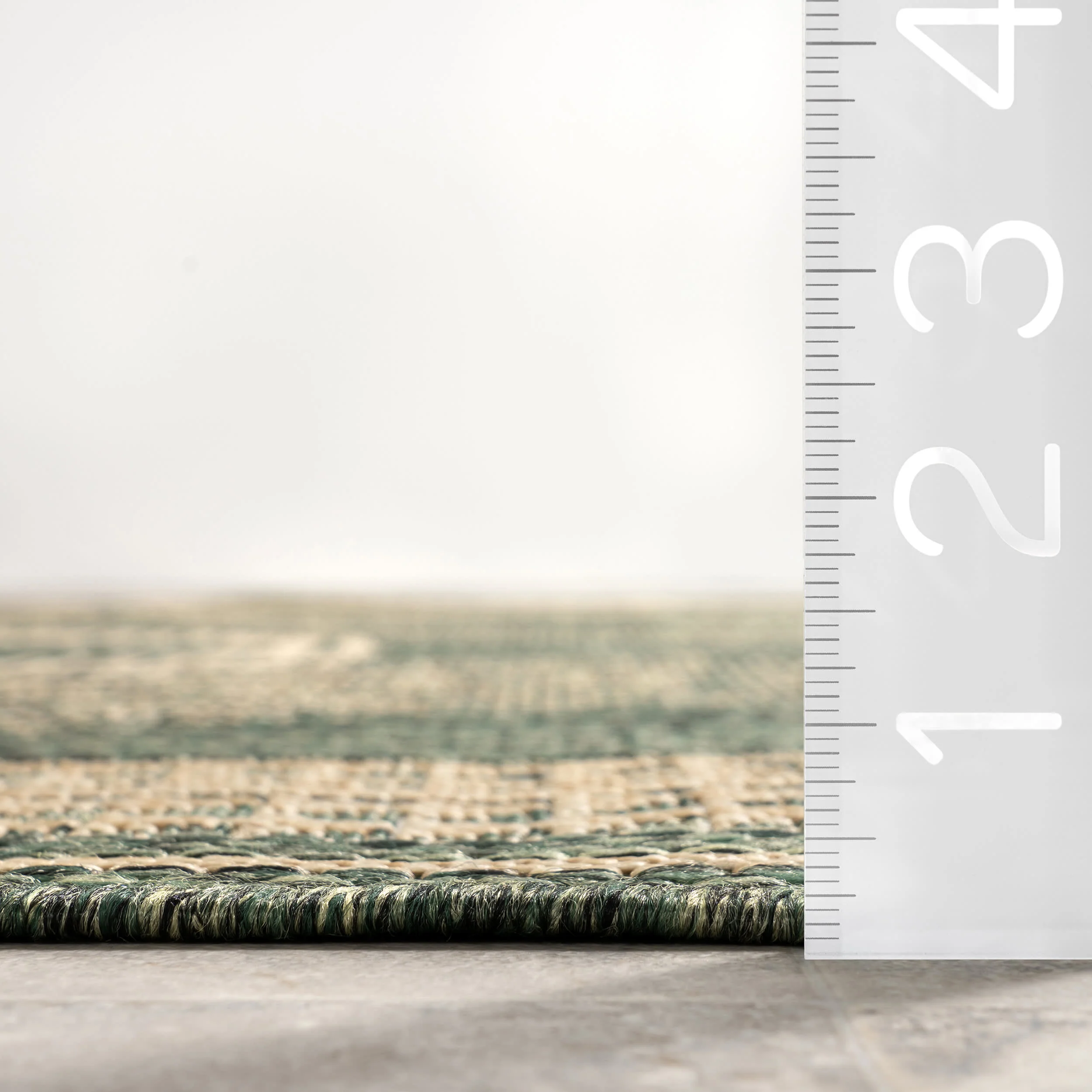 Iris Totem Indoor/Outdoor Flatweave Rug | Green - Image 6