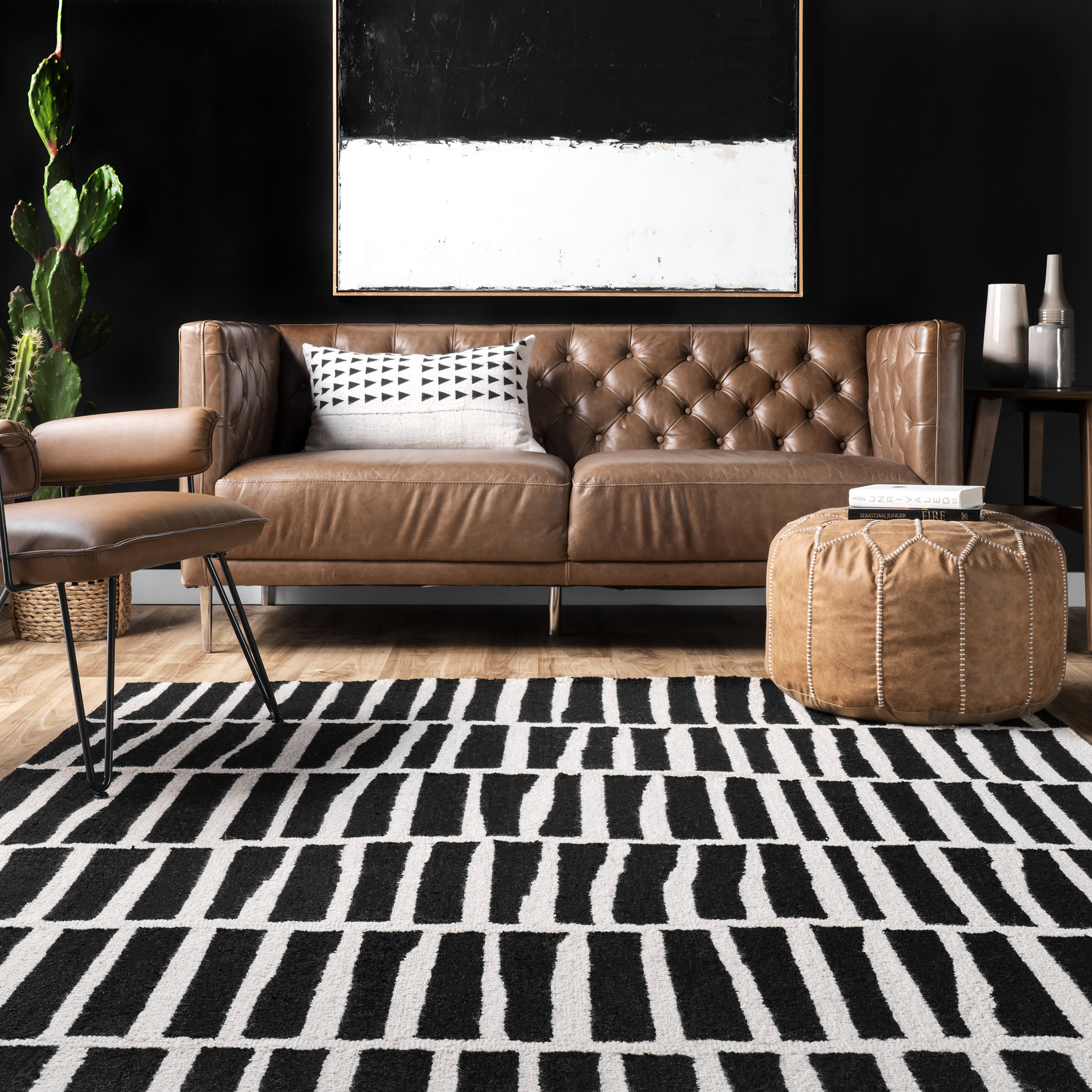 Irregular Parallel Bars Rug | Black - Image 4