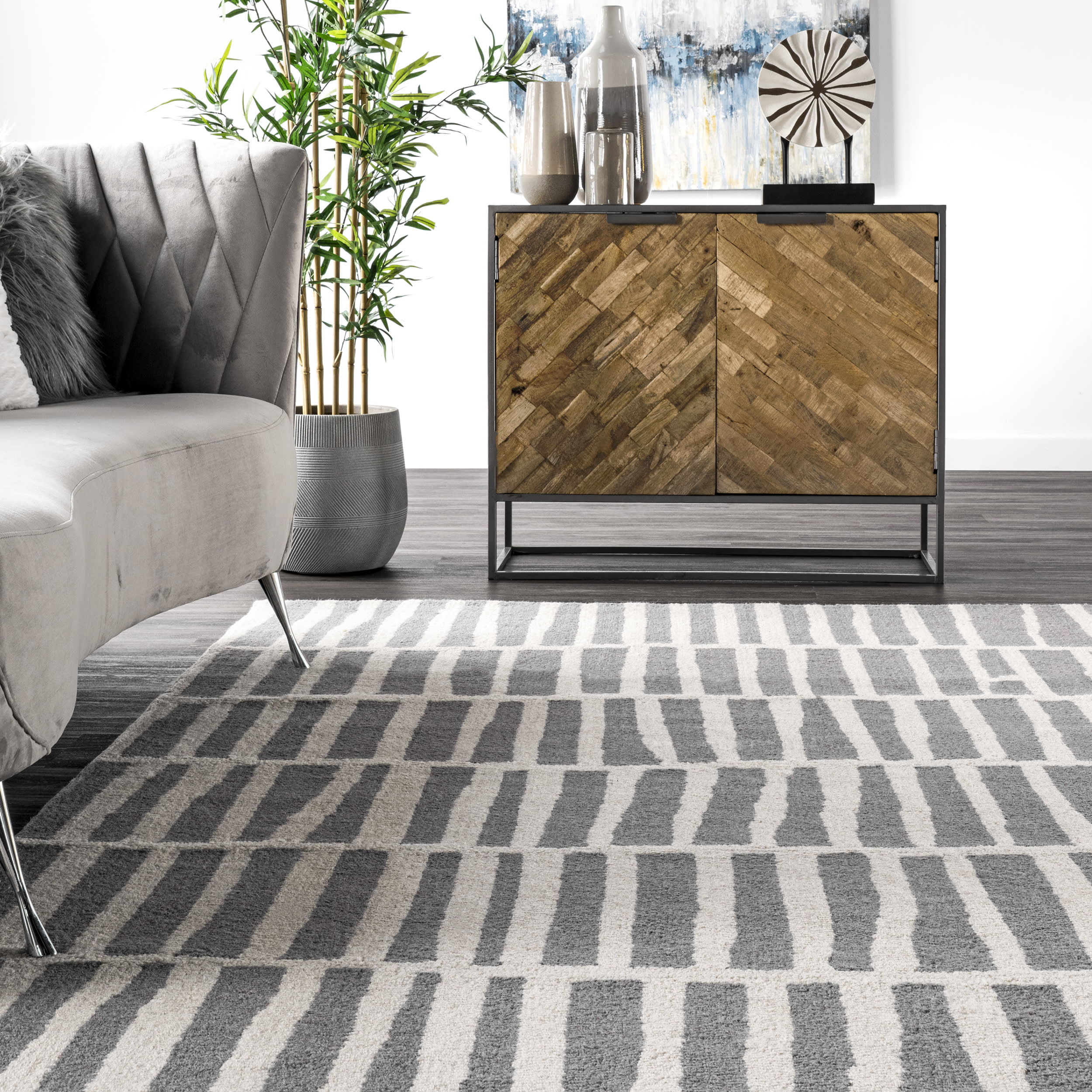 Irregular Parallel Bars Rug | Grey - Image 4