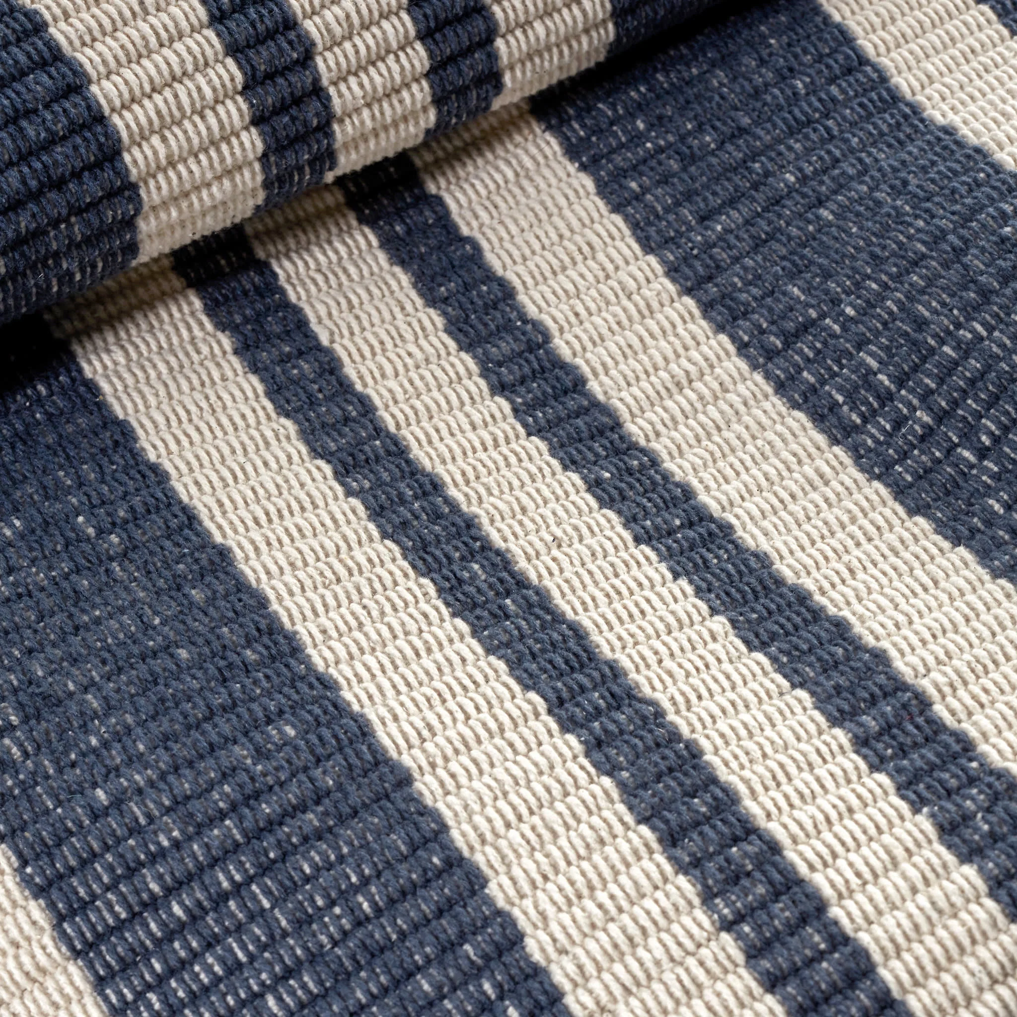 Irving Stripe Handwoven Cotton Rug | Ivory - Image 3