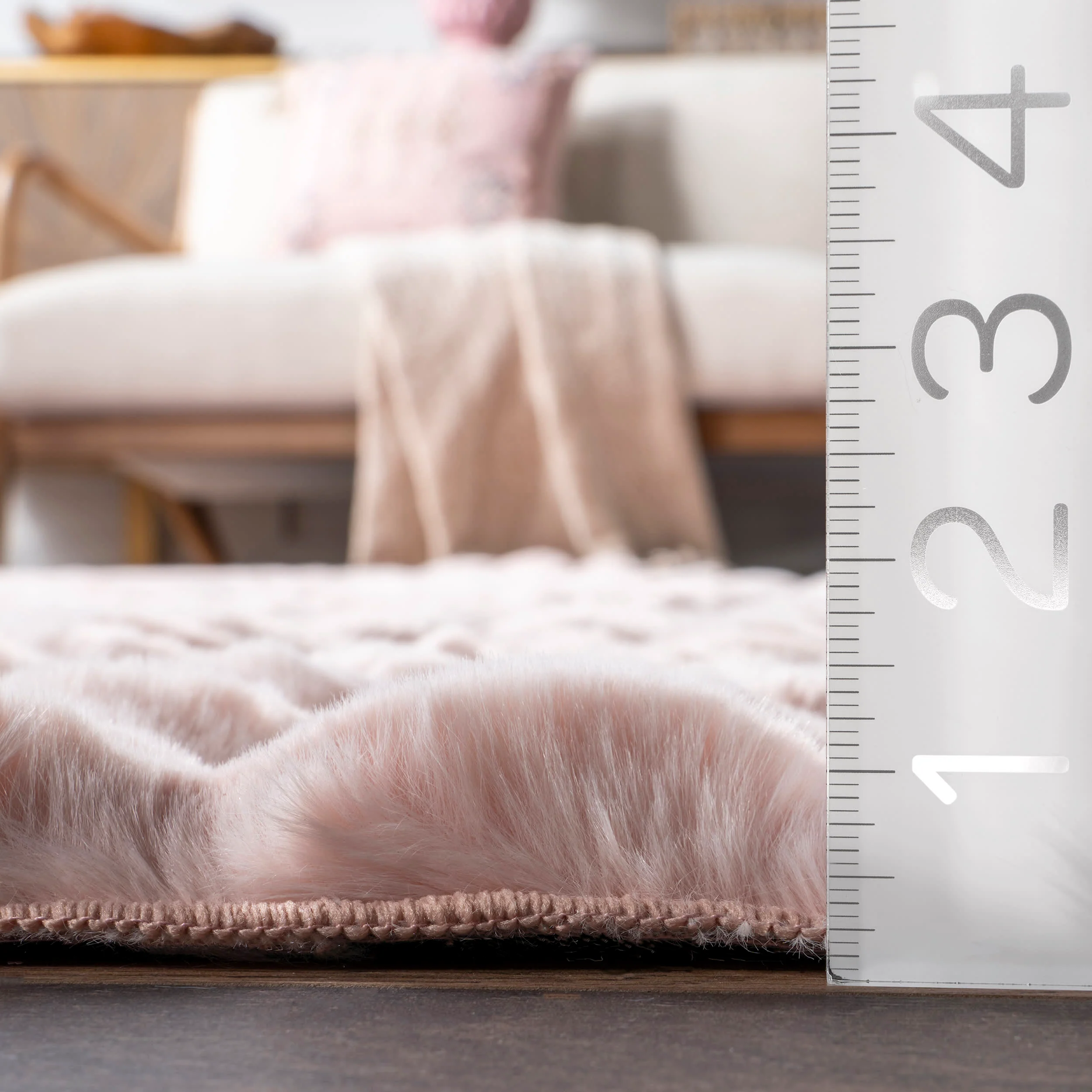 Ivana Checkered Plush Cloud Washable Rug | Blush - Image 5