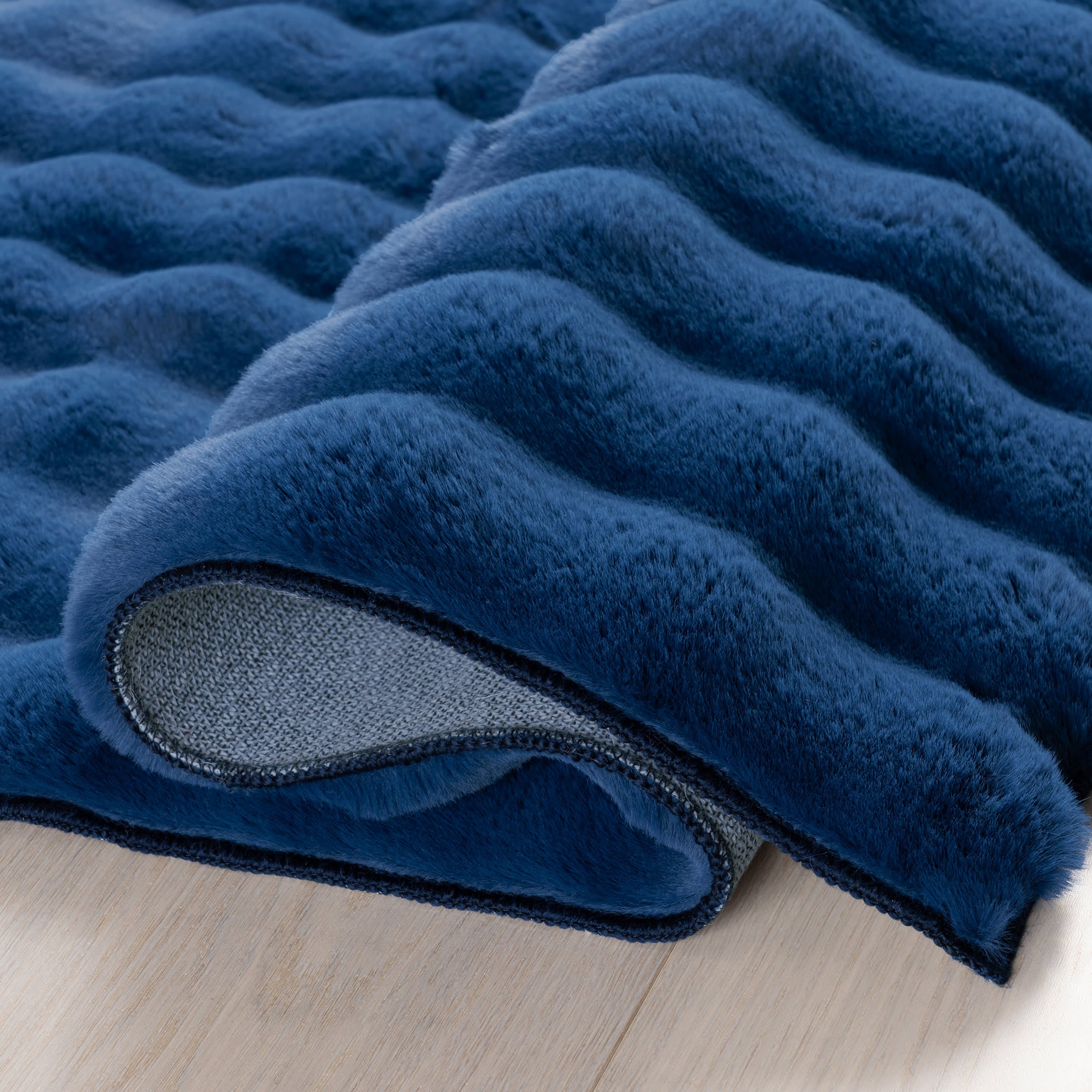 Ivana Checkered Plush Cloud Washable Rug | Navy - Image 11