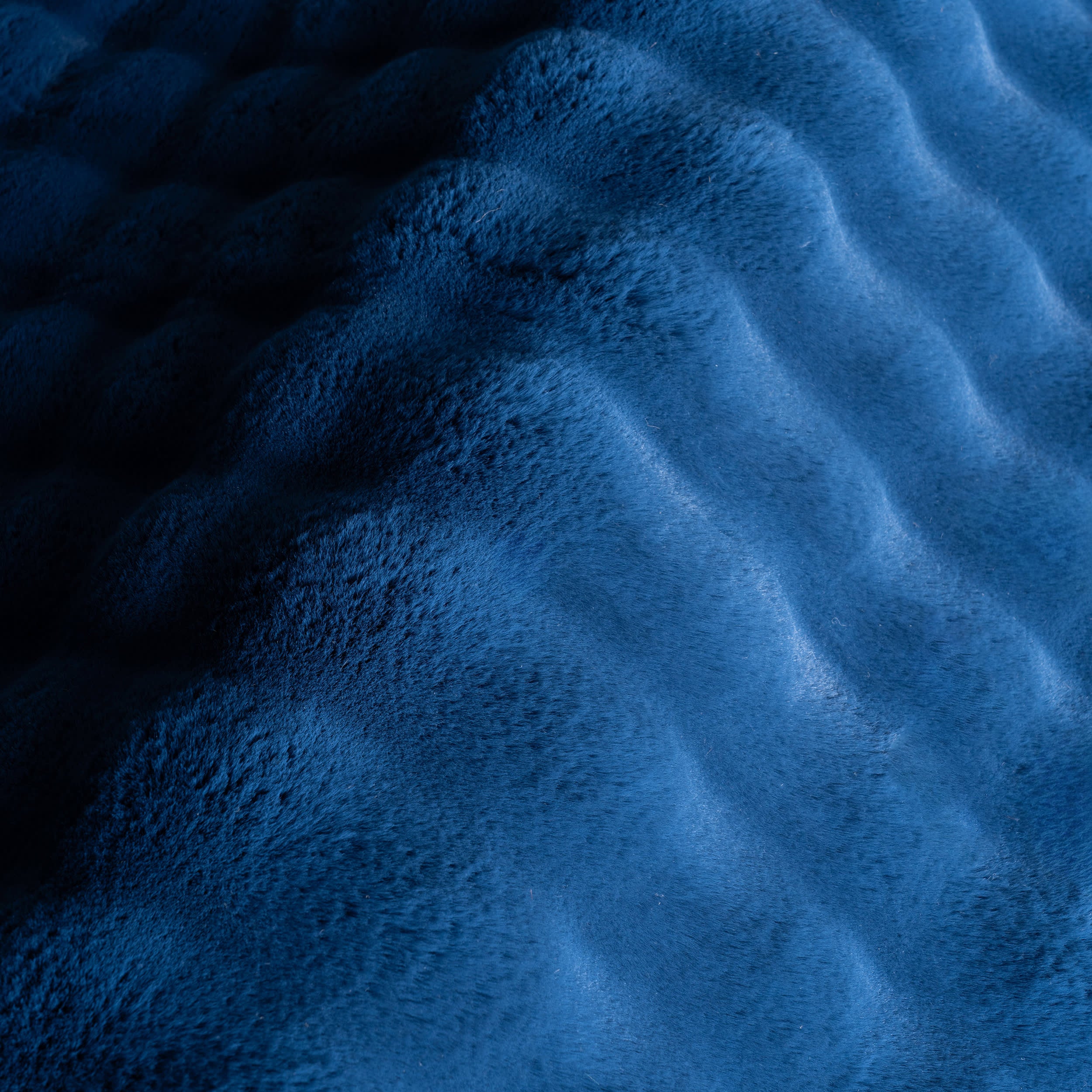 Ivana Checkered Plush Cloud Washable Rug | Navy - Image 3