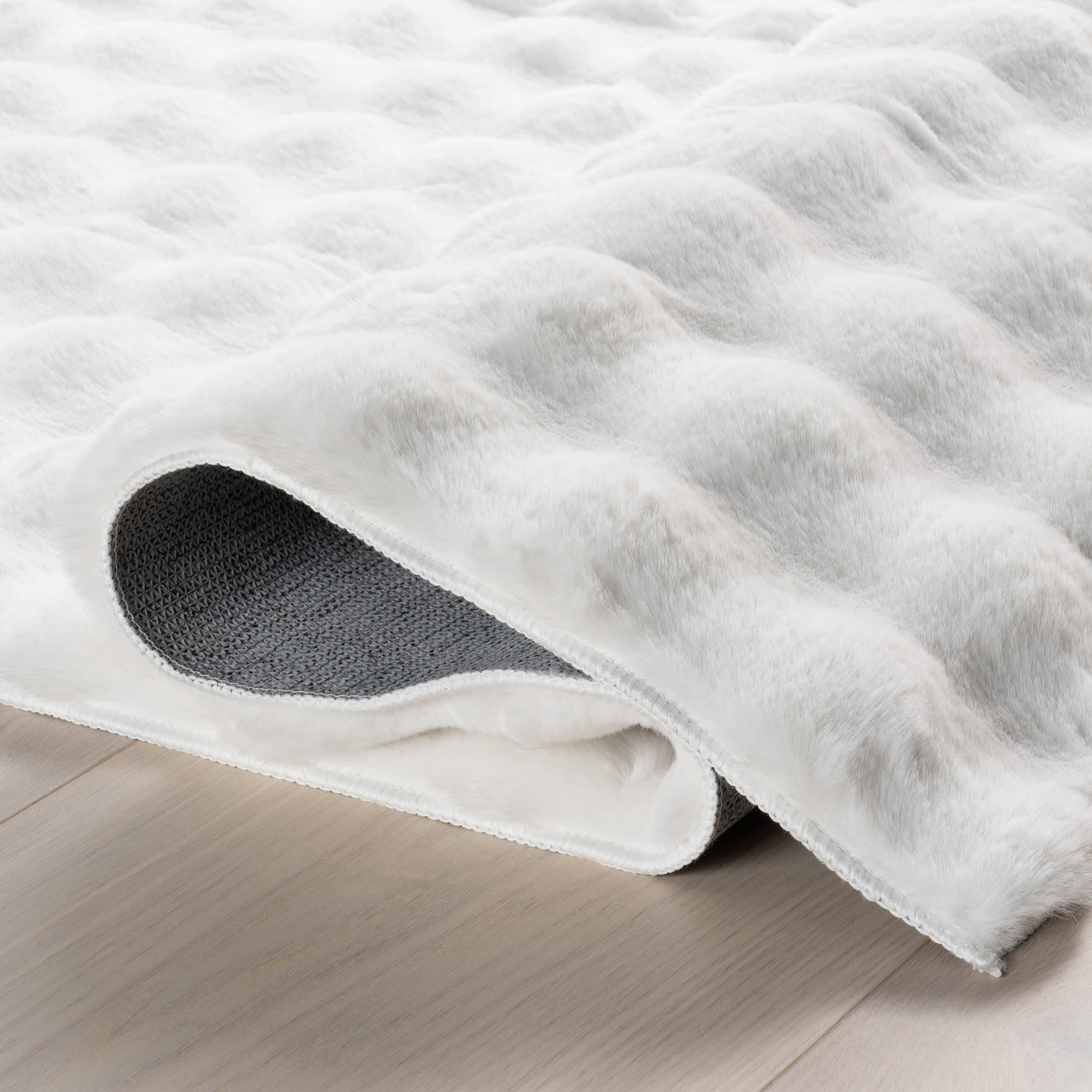 Ivana Checkered Plush Cloud Washable Rug | Off White - Image 10