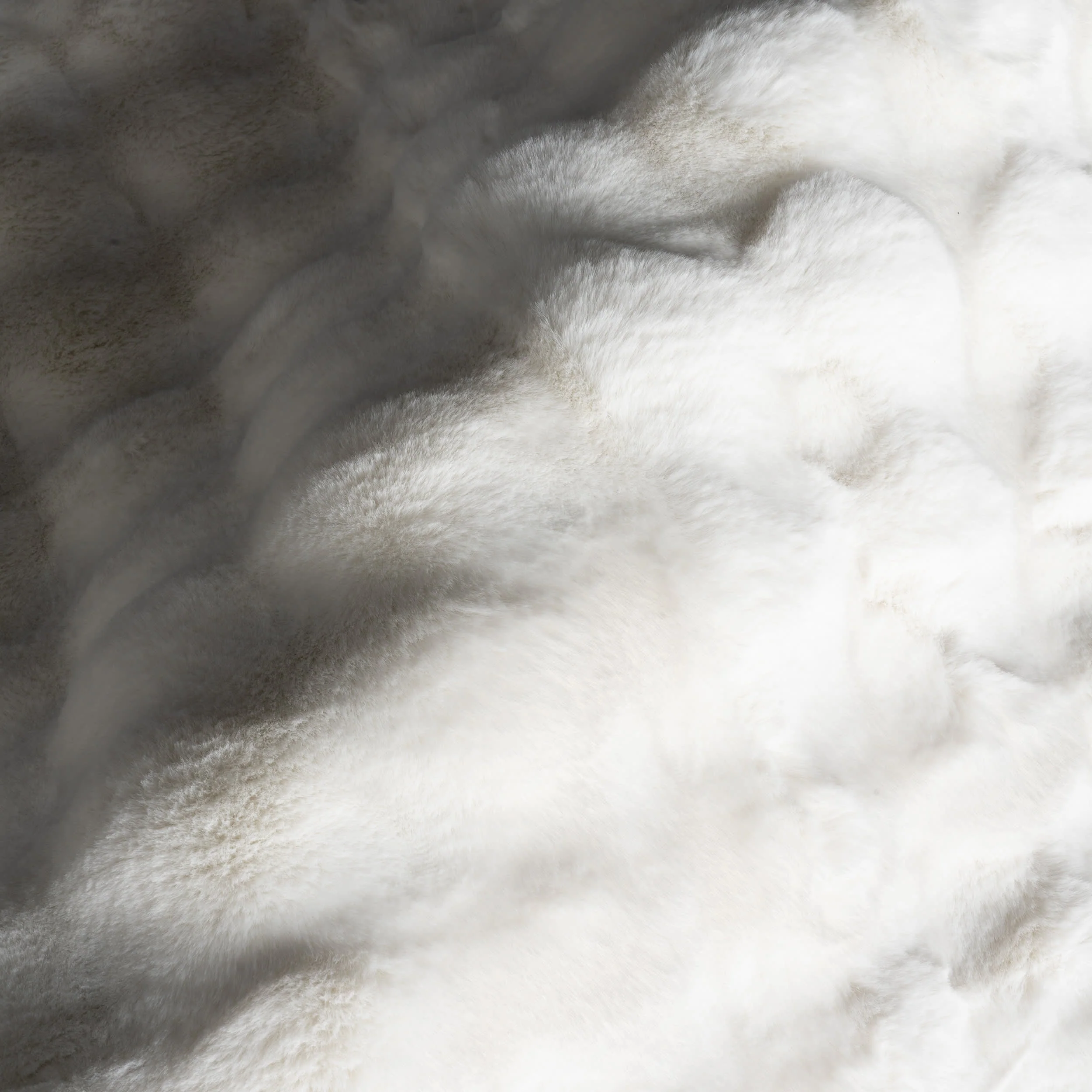 Ivana Checkered Plush Cloud Washable Rug | Off White - Image 3