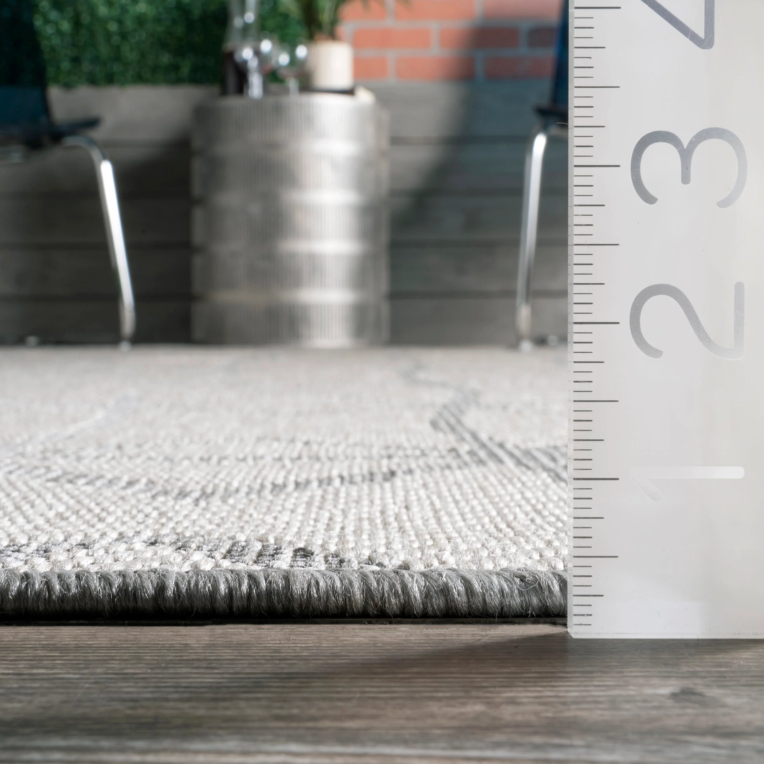 Ivied Trellis Indoor/Outdoor Flatweave Rug | Light Grey - Image 5