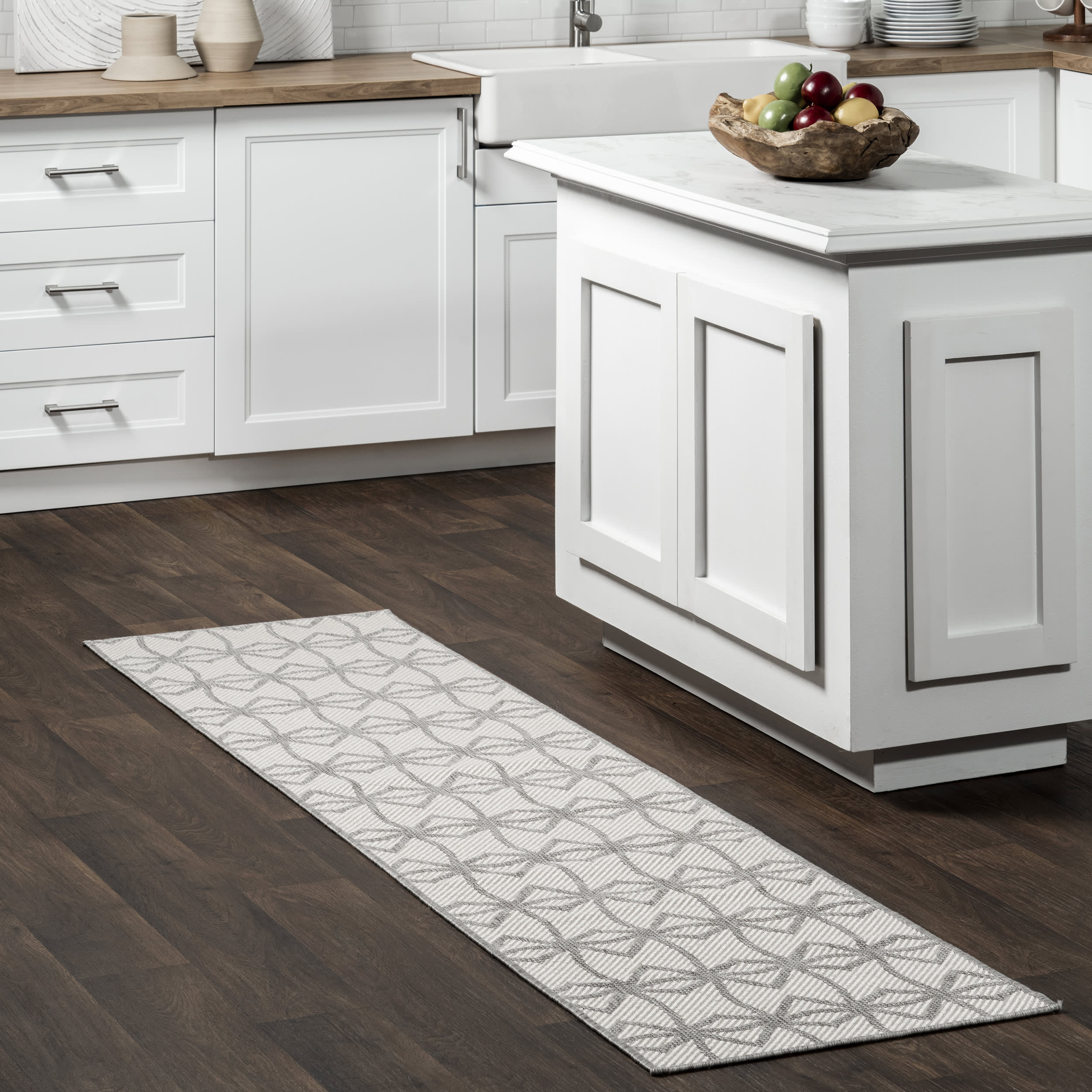 Ivied Trellis Indoor/Outdoor Flatweave Rug | Light Grey - Image 2