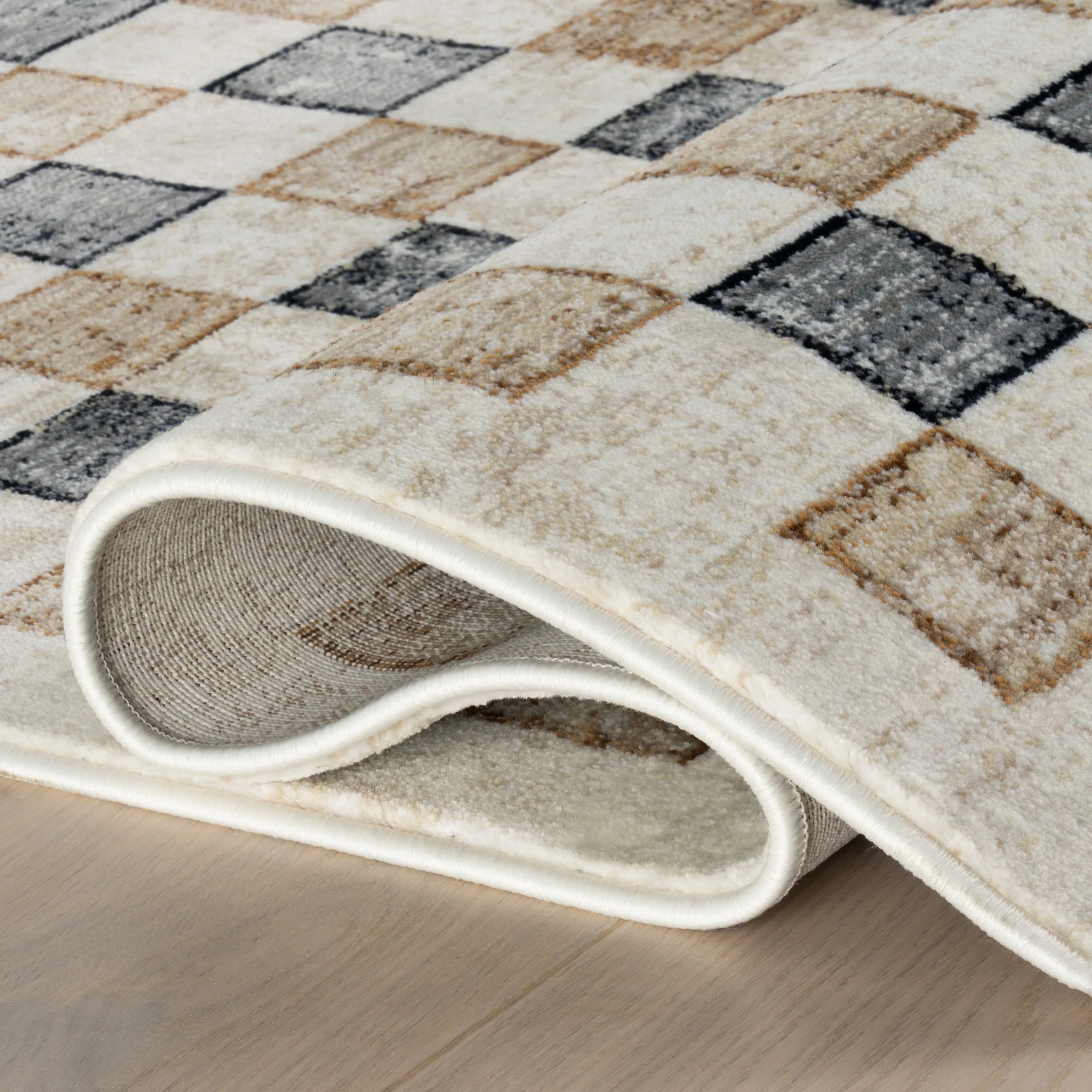 Izenna Modern Checkered Rug | Beige - Image 7