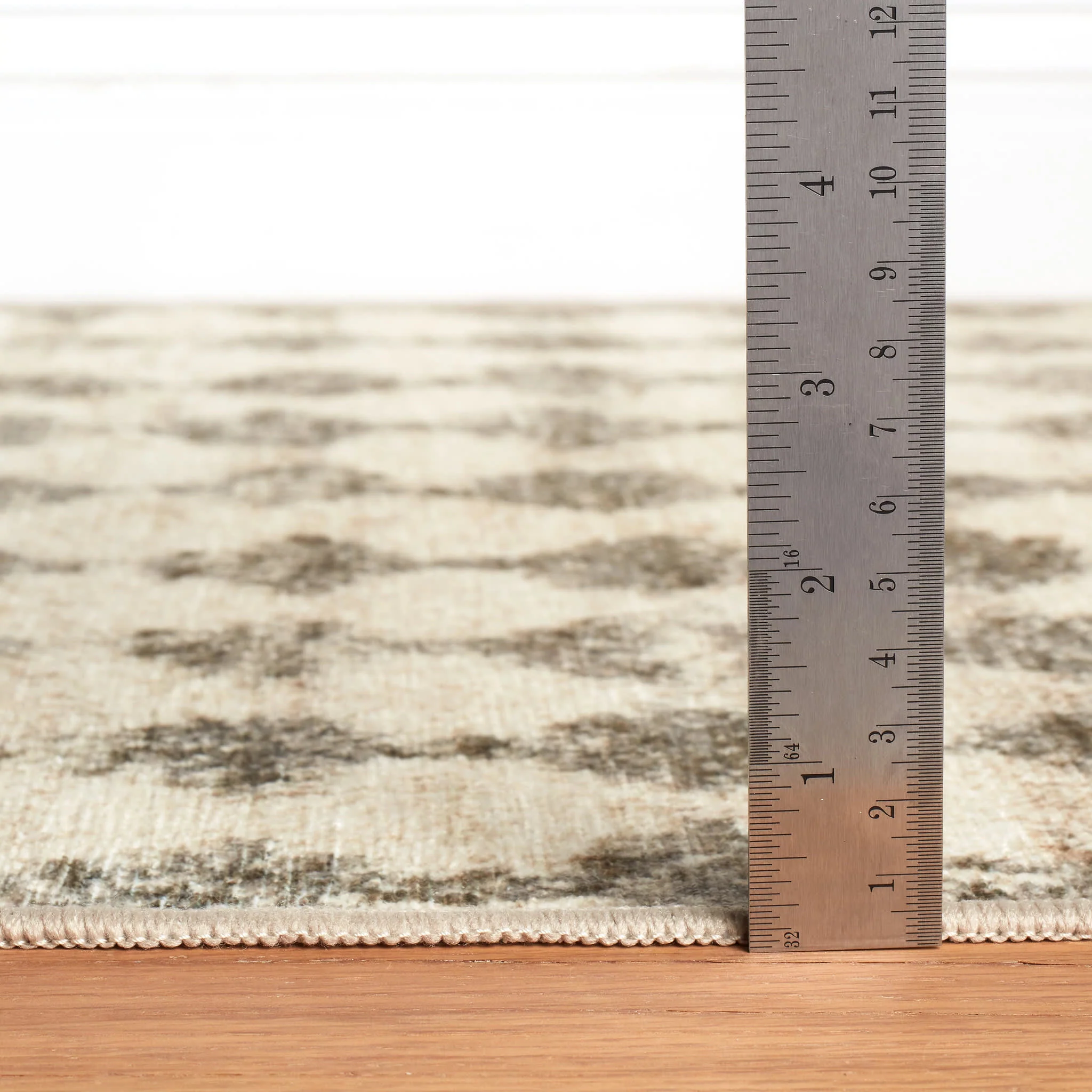Izzy Machine Washable Rug | Grey - Image 4