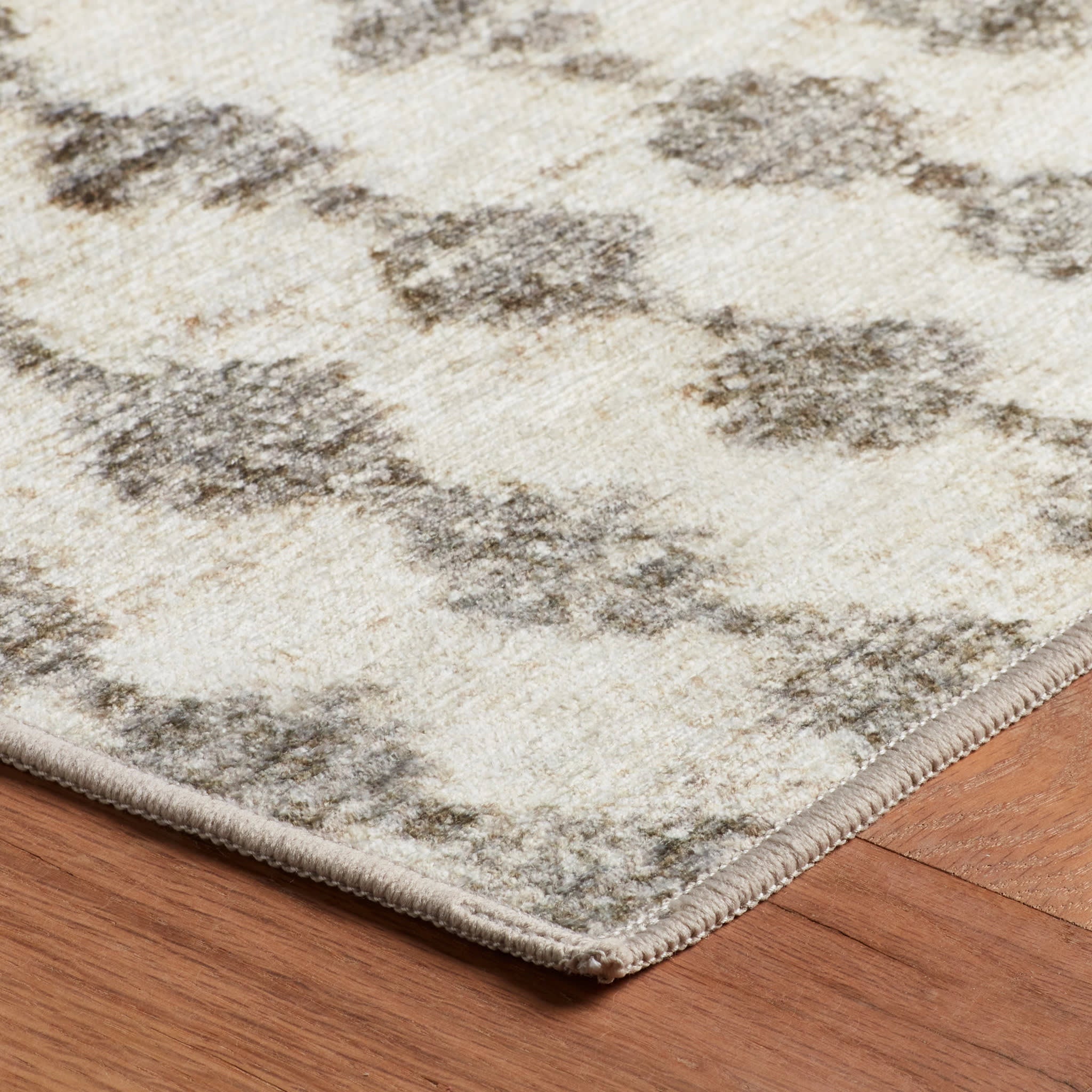 Izzy Machine Washable Rug | Grey - Image 5