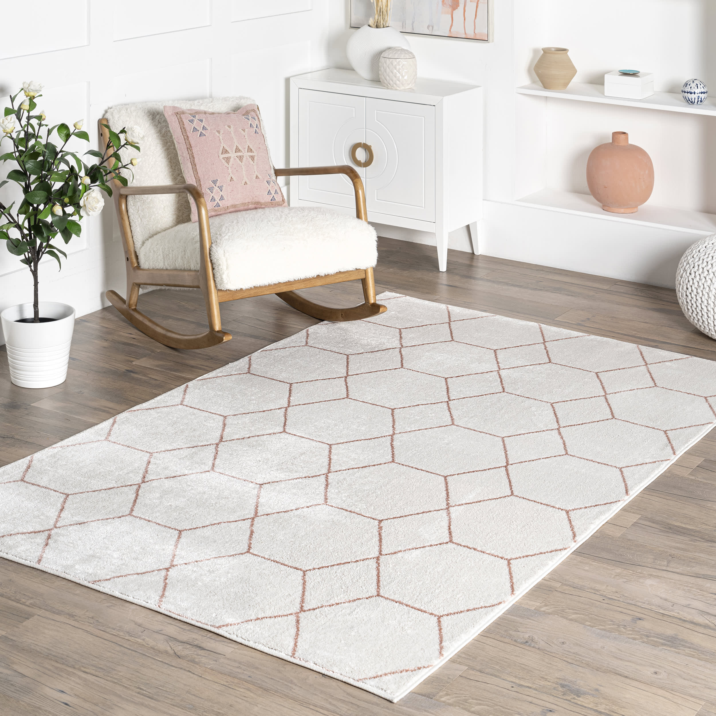 Jacqueline Honeycomb Trellis Rug | Light Pink - Image 2