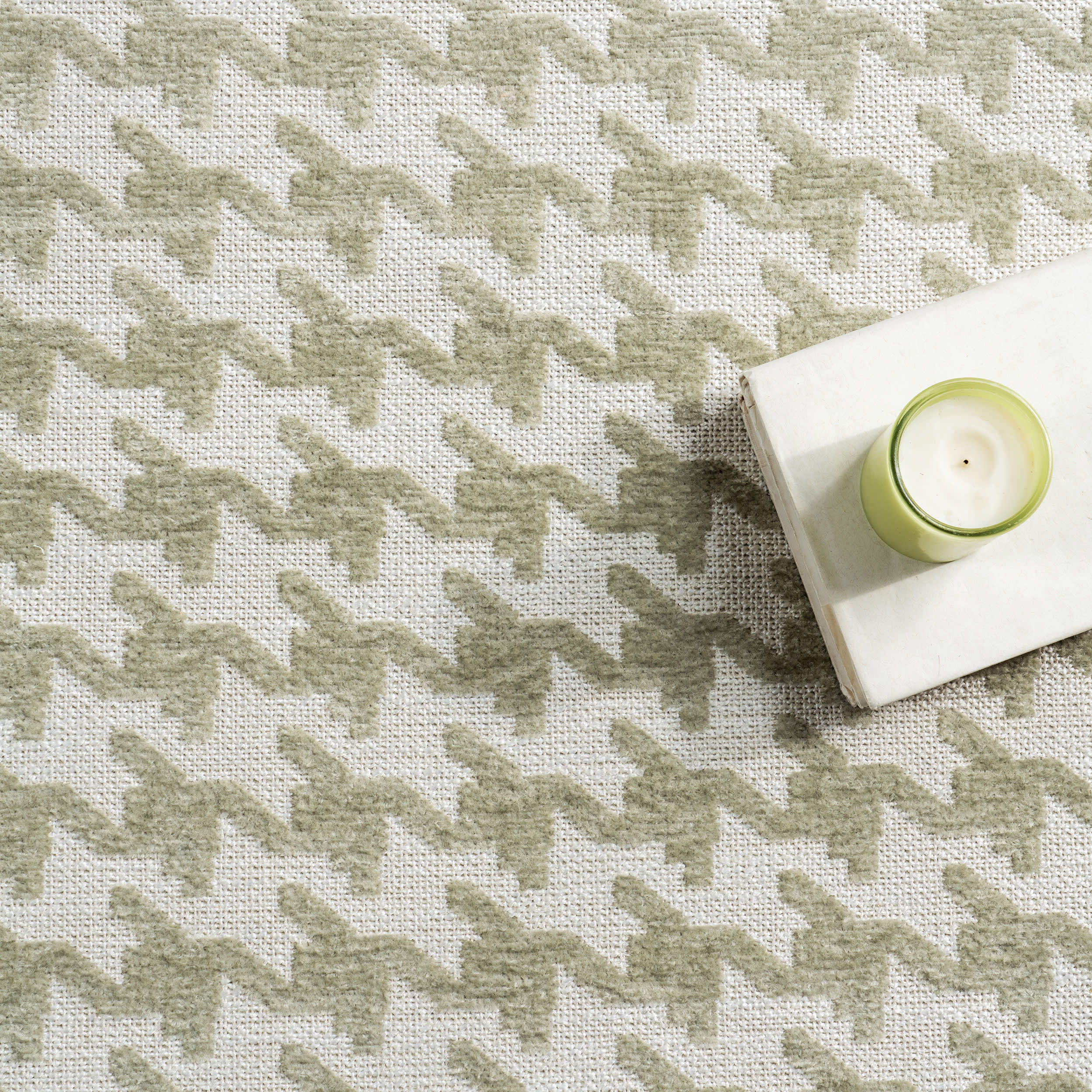 Jennie Geometric Fringed Reversible Washable Rug | Green - Image 9