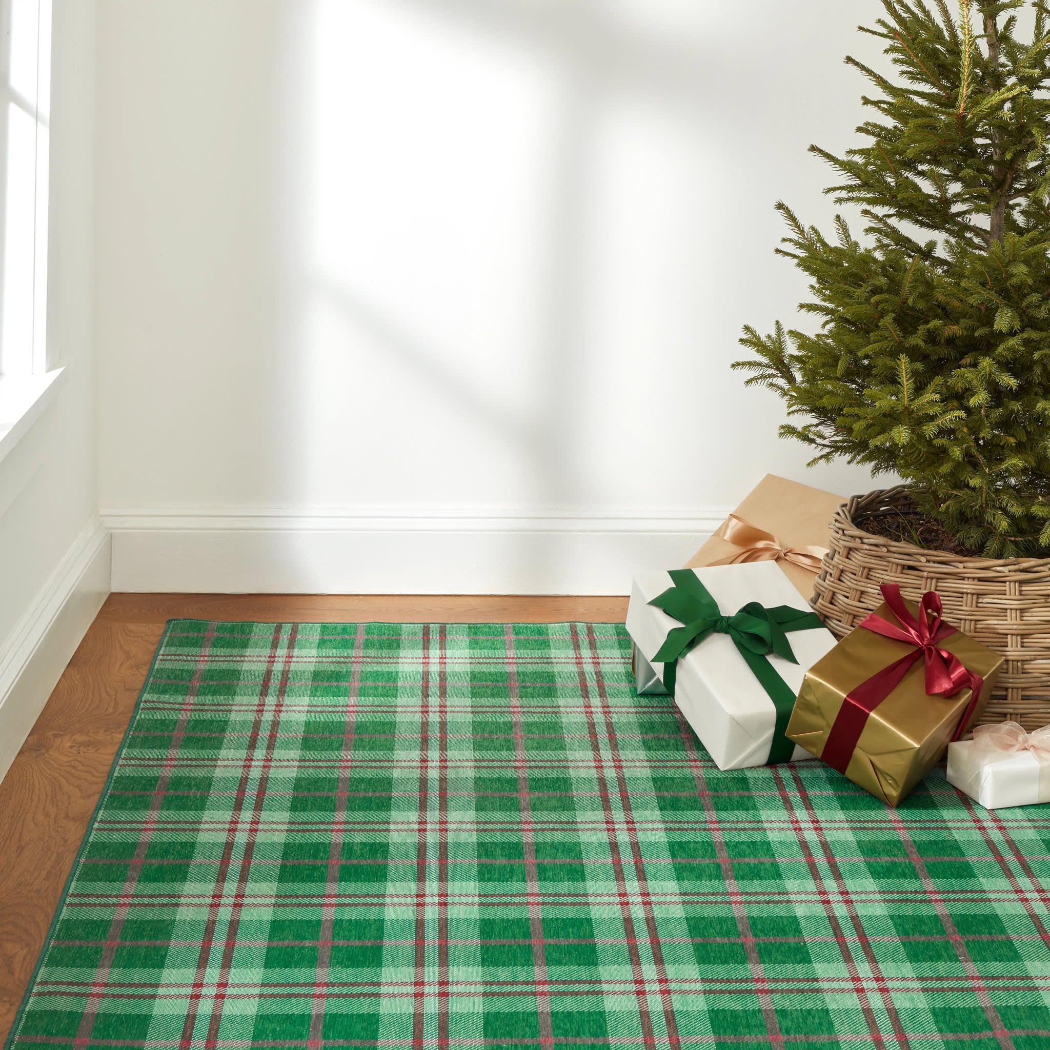 Jolly Plaid Machine Washable Rug | Green - Image 5