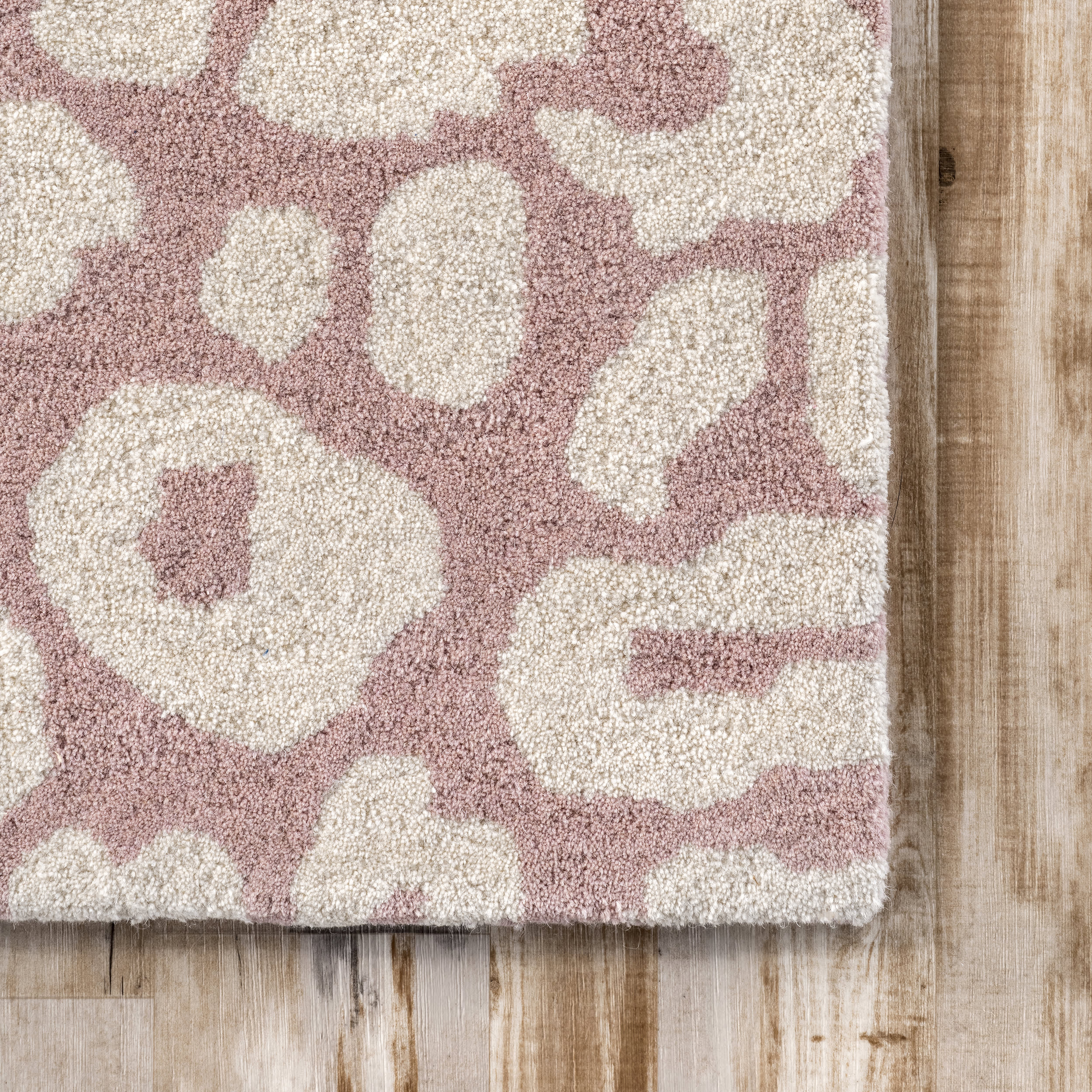 Josephine Wool Leopard Rug | Peach - Image 3