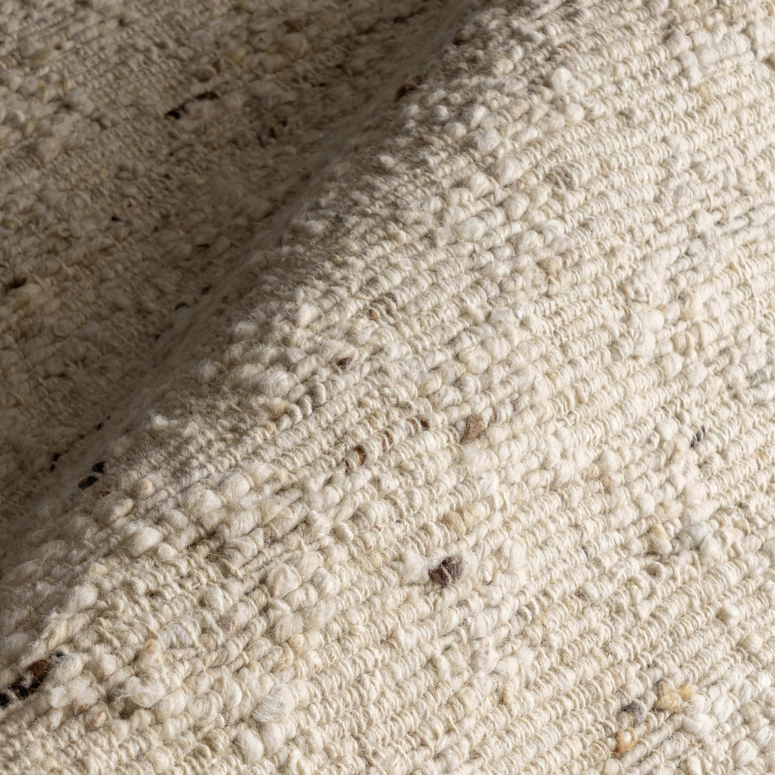JuJu Tasseled Wool Rug | Ivory - Image 3