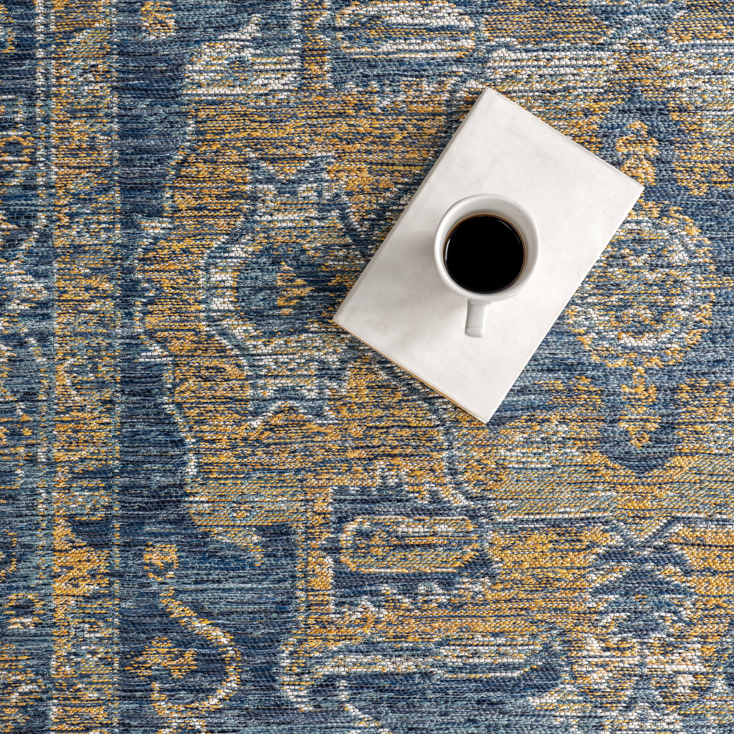 Juliana Medallion Reversible Indoor/Outdoor Rug | Cream & Blue - Image 10