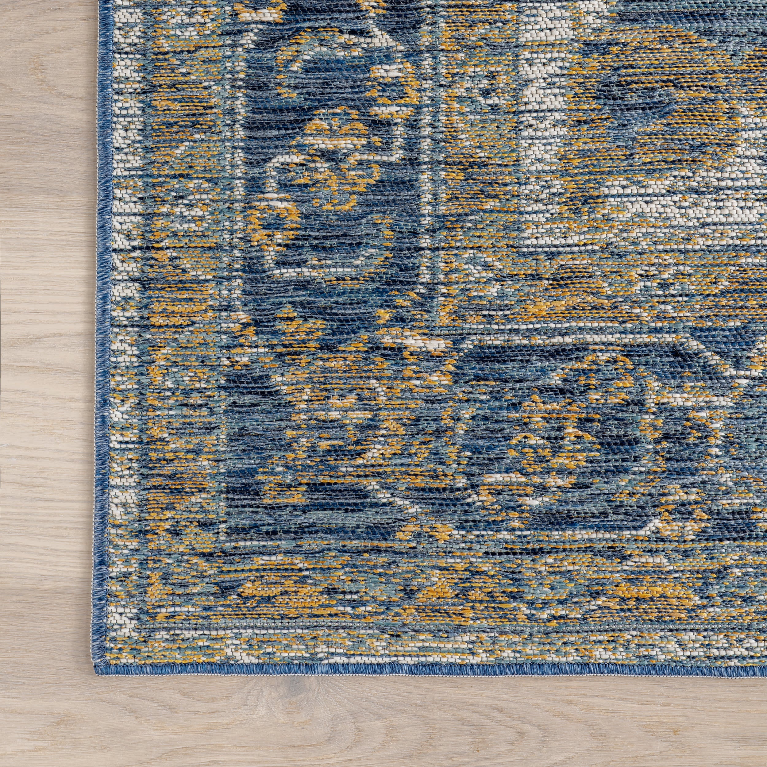 Juliana Medallion Reversible Indoor/Outdoor Rug | Cream & Blue - Image 4