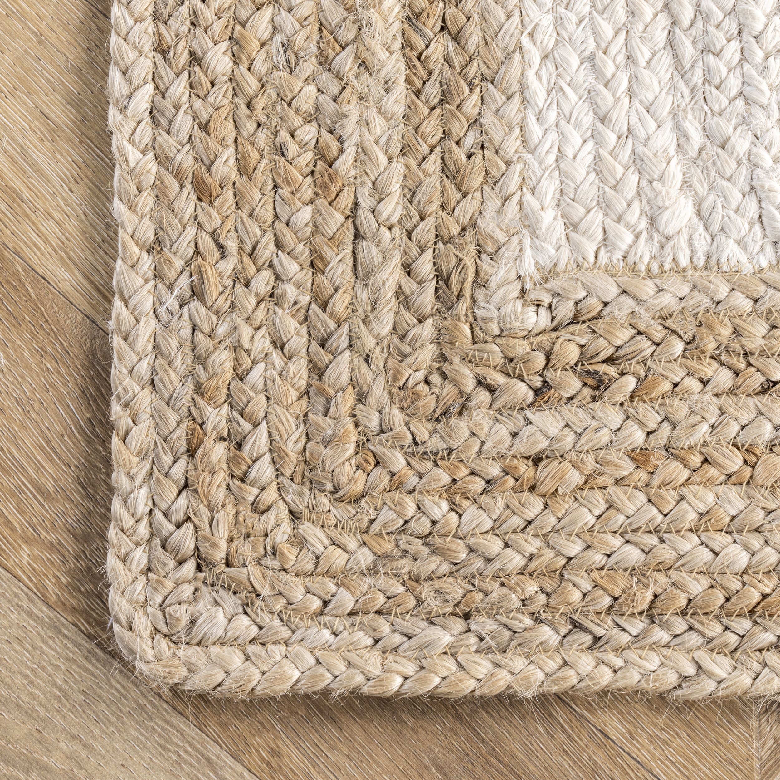 Jute Simple Border Rug | White - Image 3