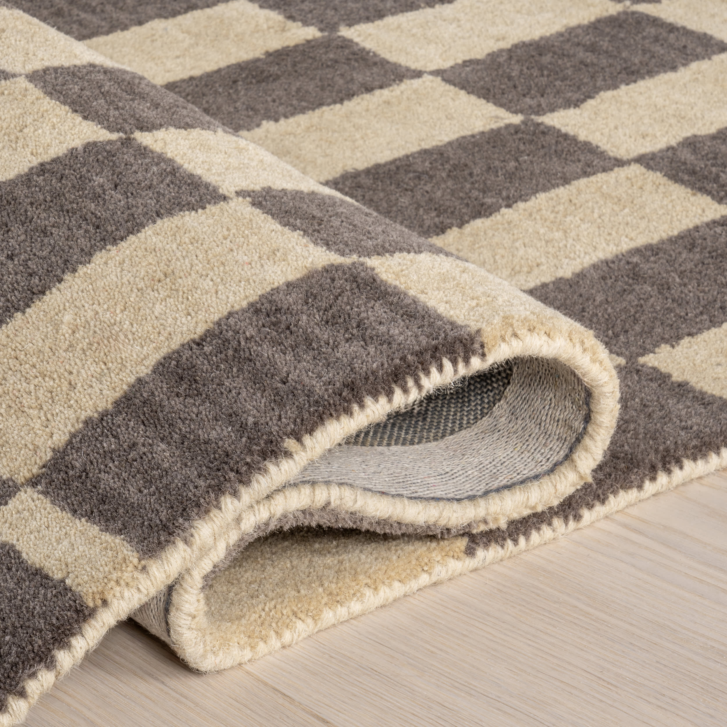 Kai Checkerboard Wool Rug | Grey - Image 8