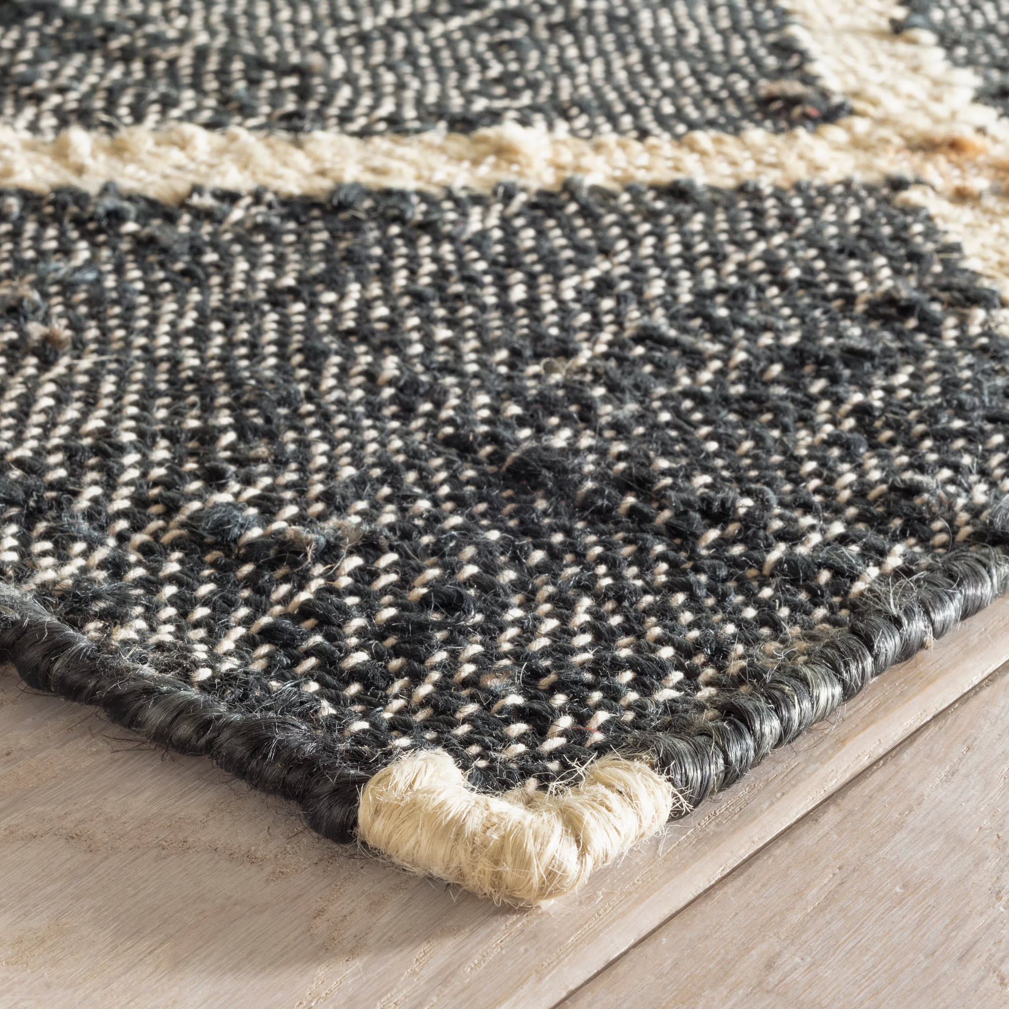Kali Handwoven Jute Rug | Black - Image 6