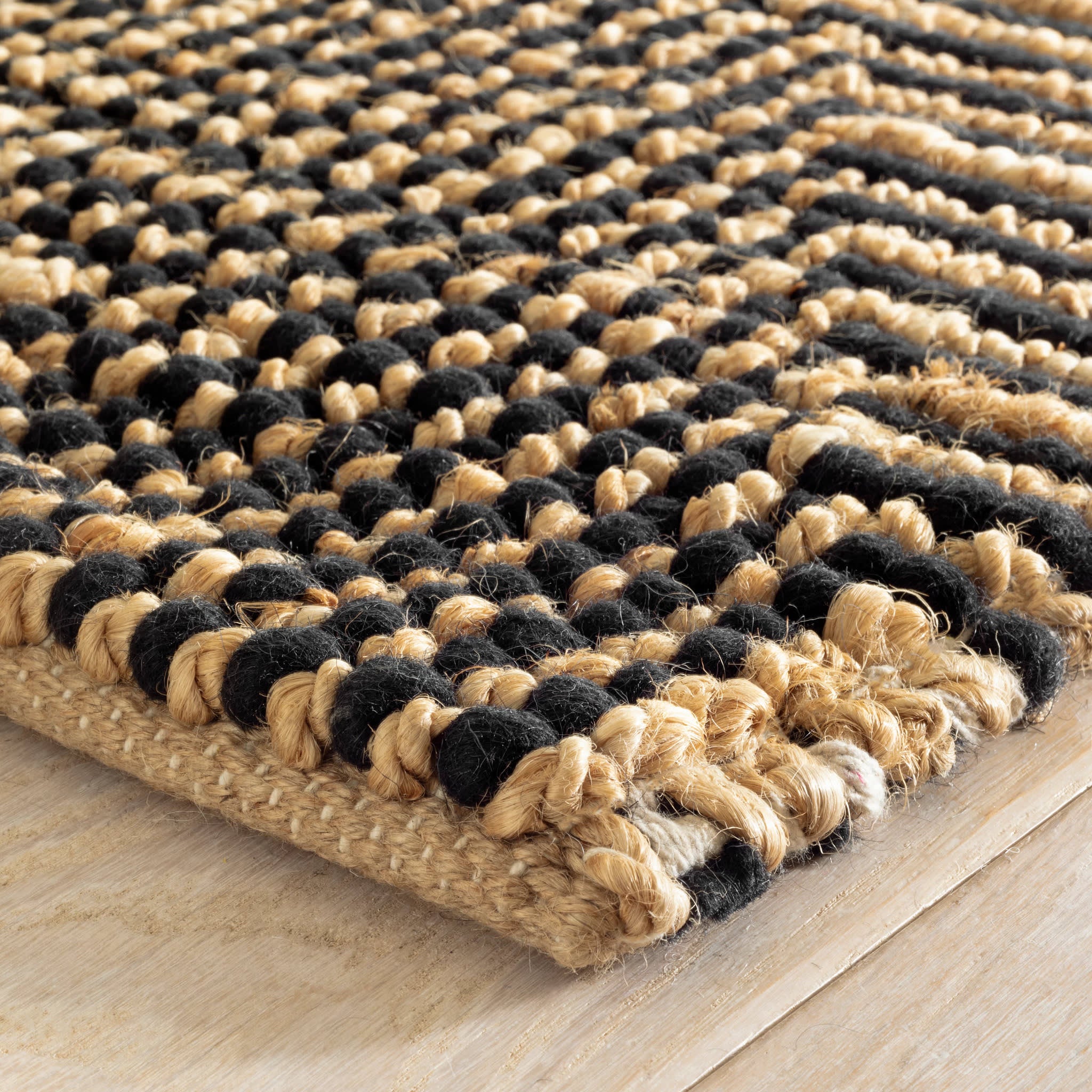 Kelan Handwoven Jute Rug | Black - Image 5